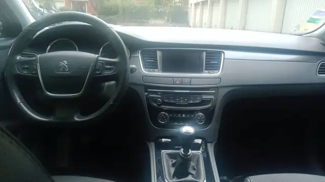 Peugeot 508 view 11
