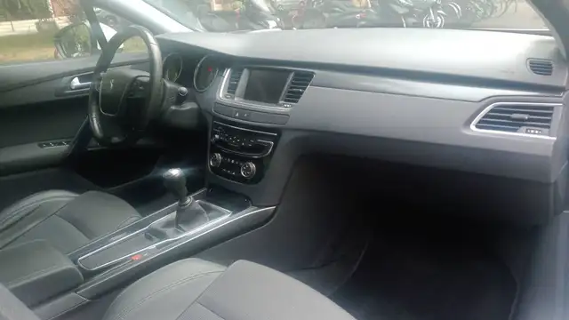 Peugeot 508 view 10
