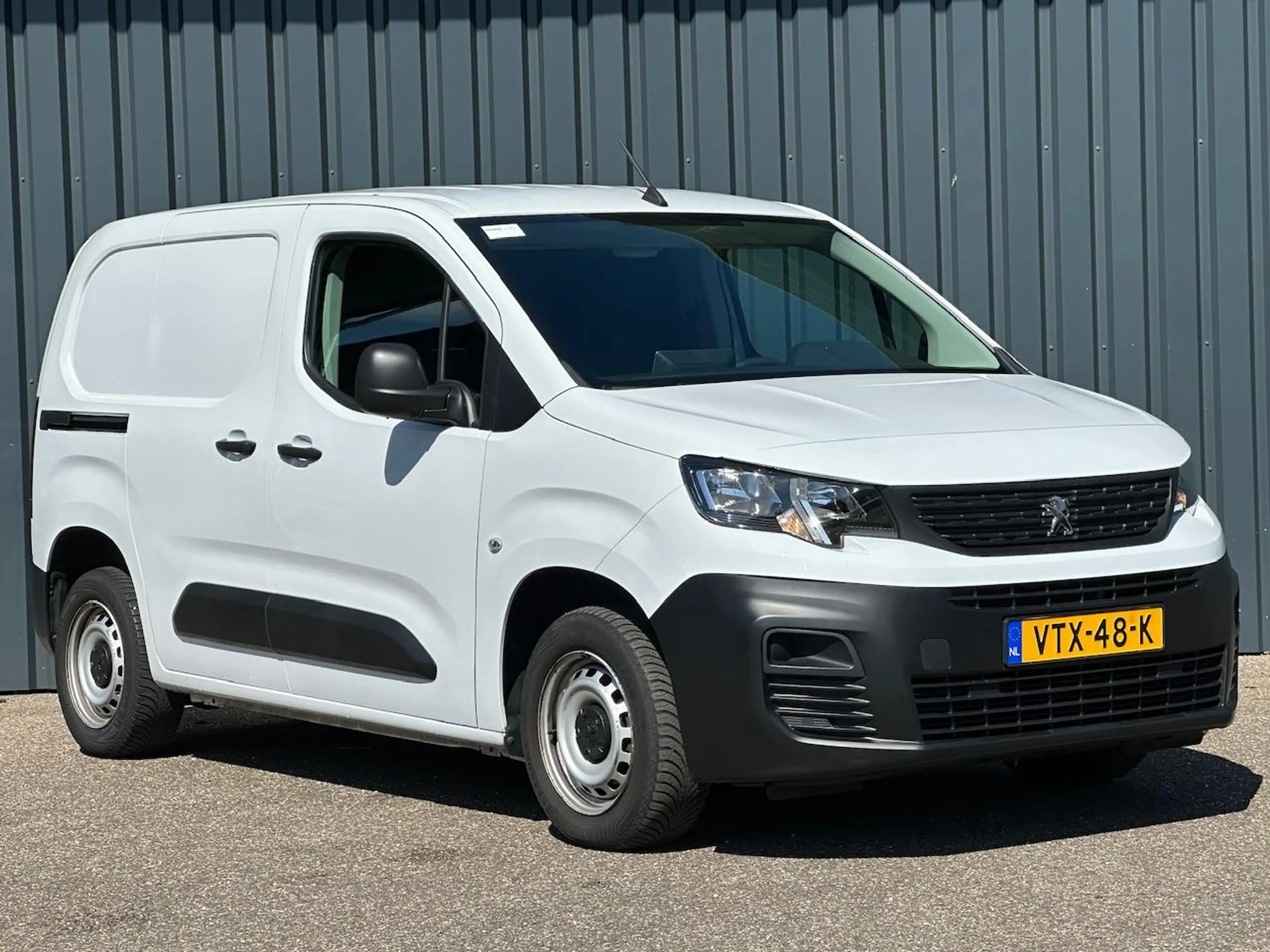 Peugeot Partner 1.5 BlueHDi 100 S&S L1 | Houten Afwerking Laadruim — photo 6