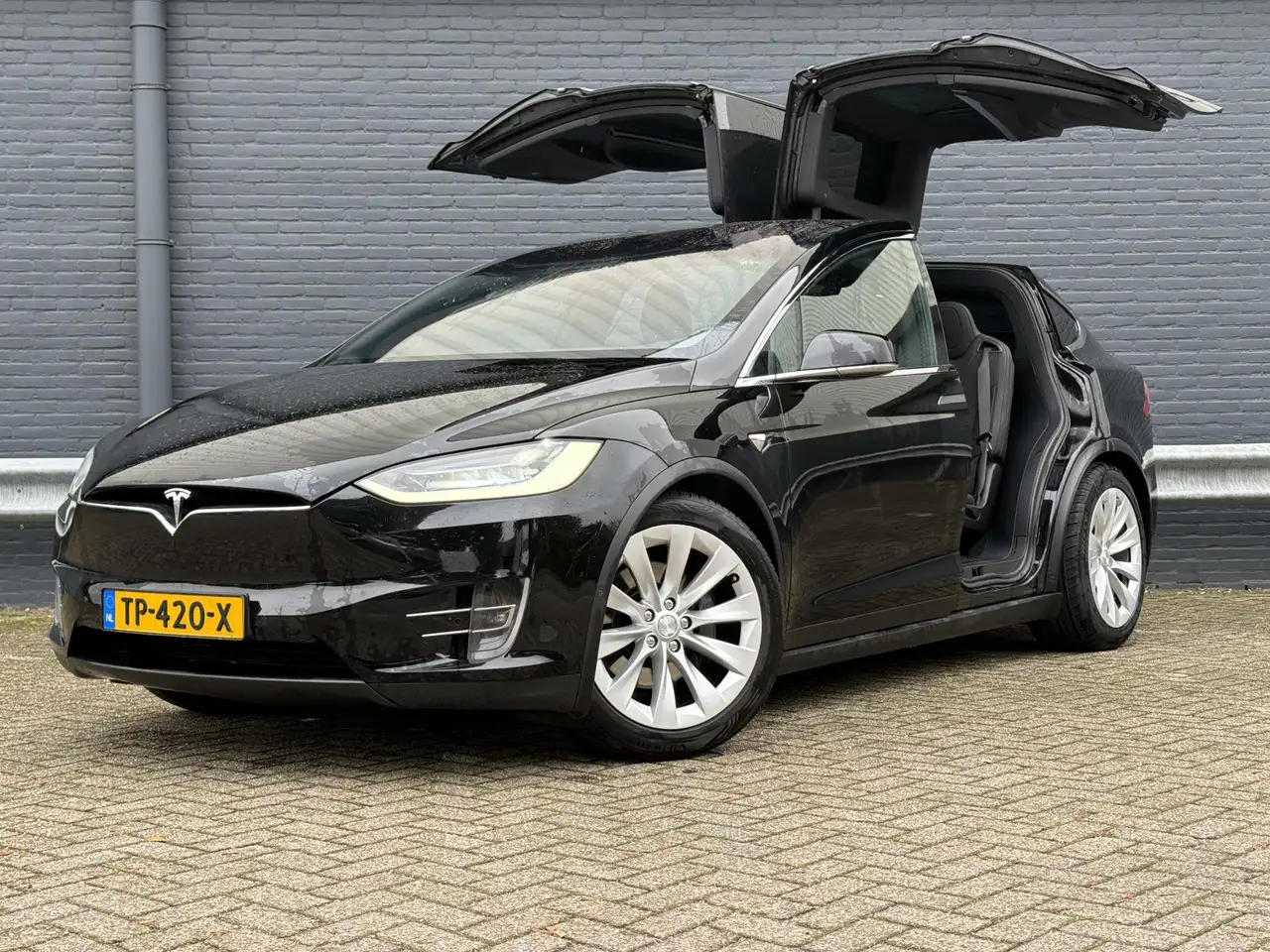 TESLA MODEL X 75D BASE 333CH - CAMÉRA D'AIDE AU STATIONNEMENT - HAYON ARRIÈRE ÉLECTRIQUE