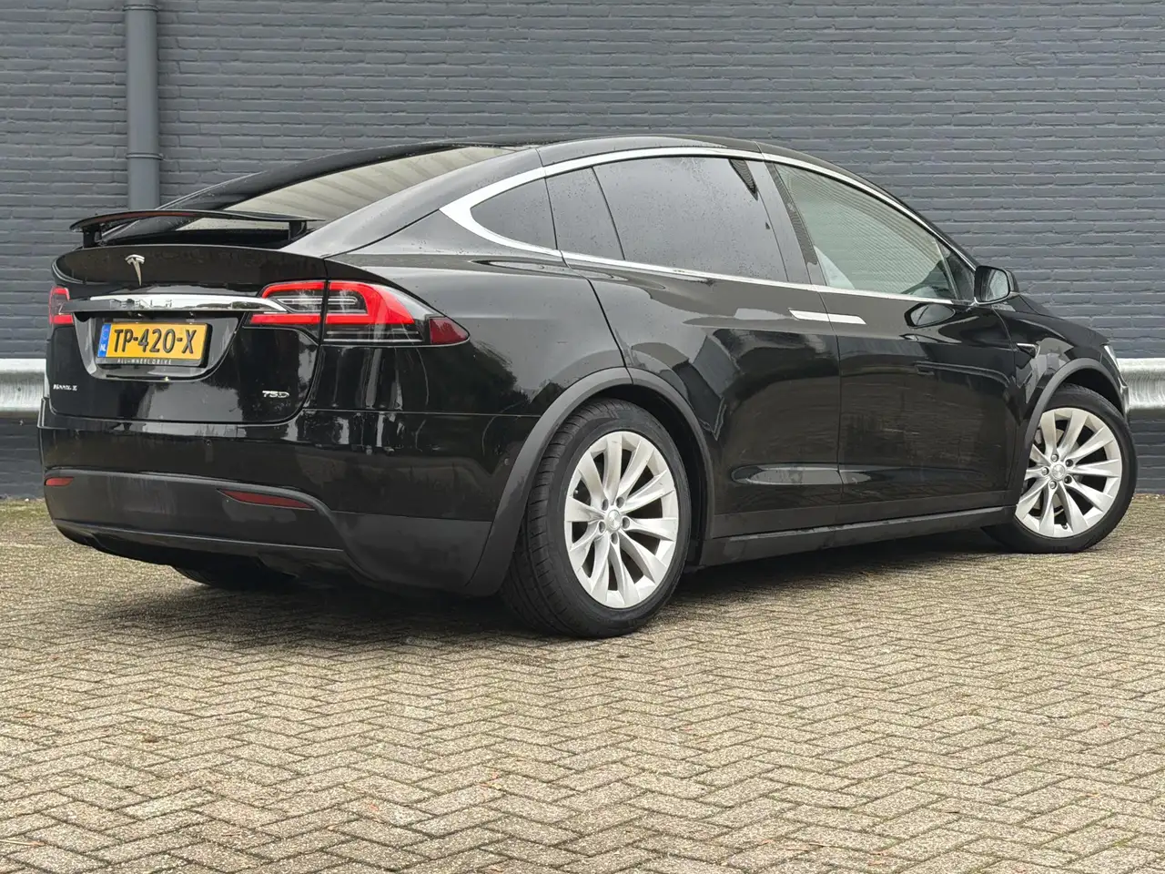 TESLA MODEL X 75D BASE 333CH - CAMÉRA D'AIDE AU STATIONNEMENT - HAYON ARRIÈRE ÉLECTRIQUE