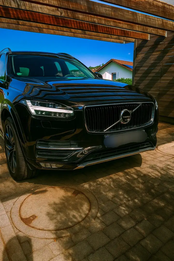 Volvo XC90 D5 AWD  Schnäppchen Schwarz - 1