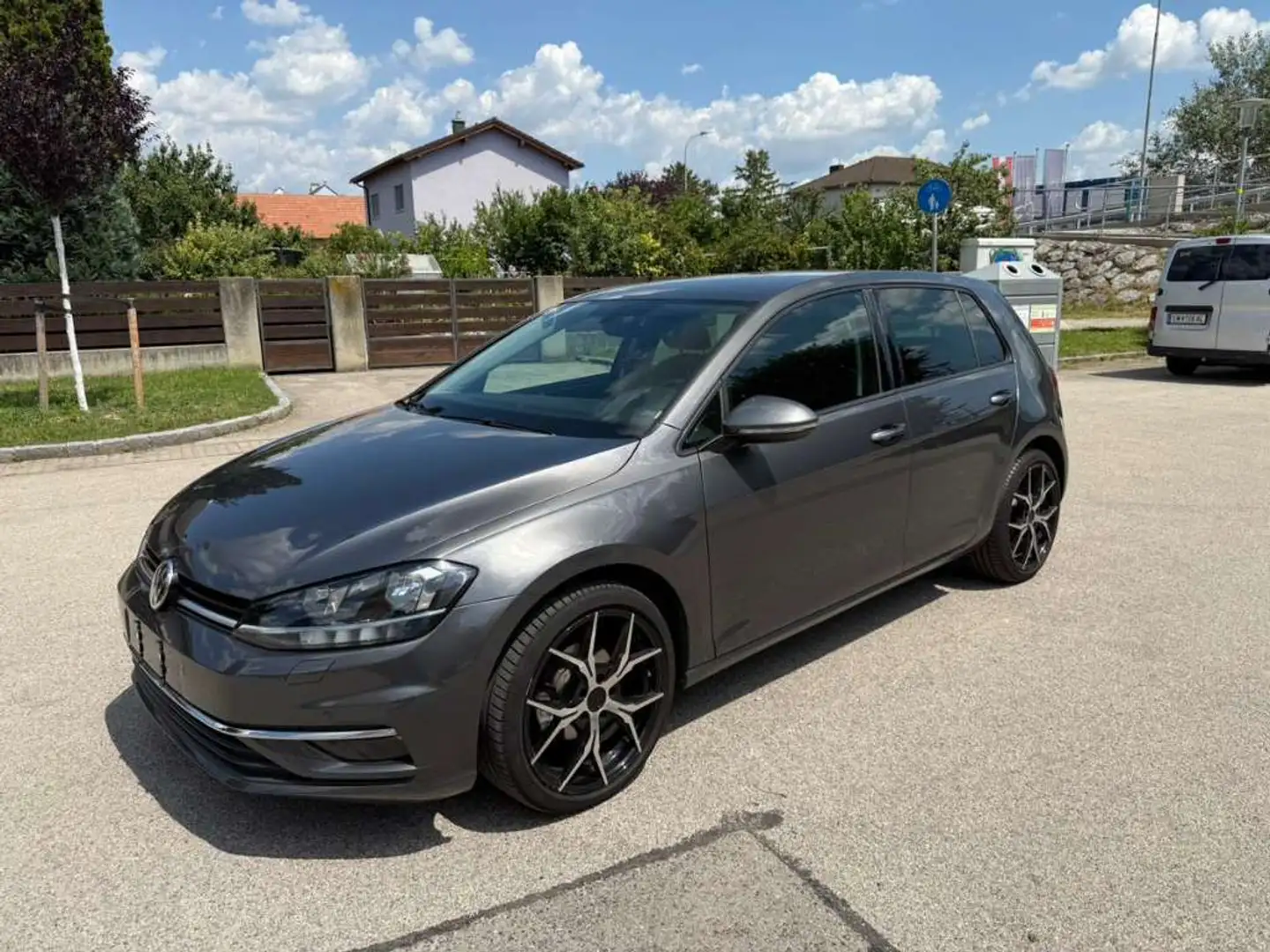 Volkswagen Golf Golf Rabbit 40 1,0 TSI Rabbit 40 Grau - 2