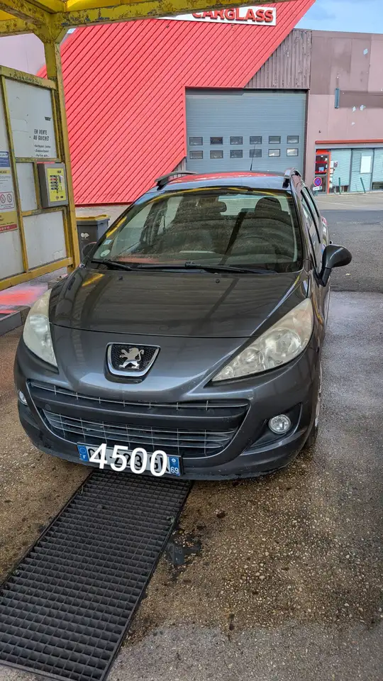 Peugeot 207