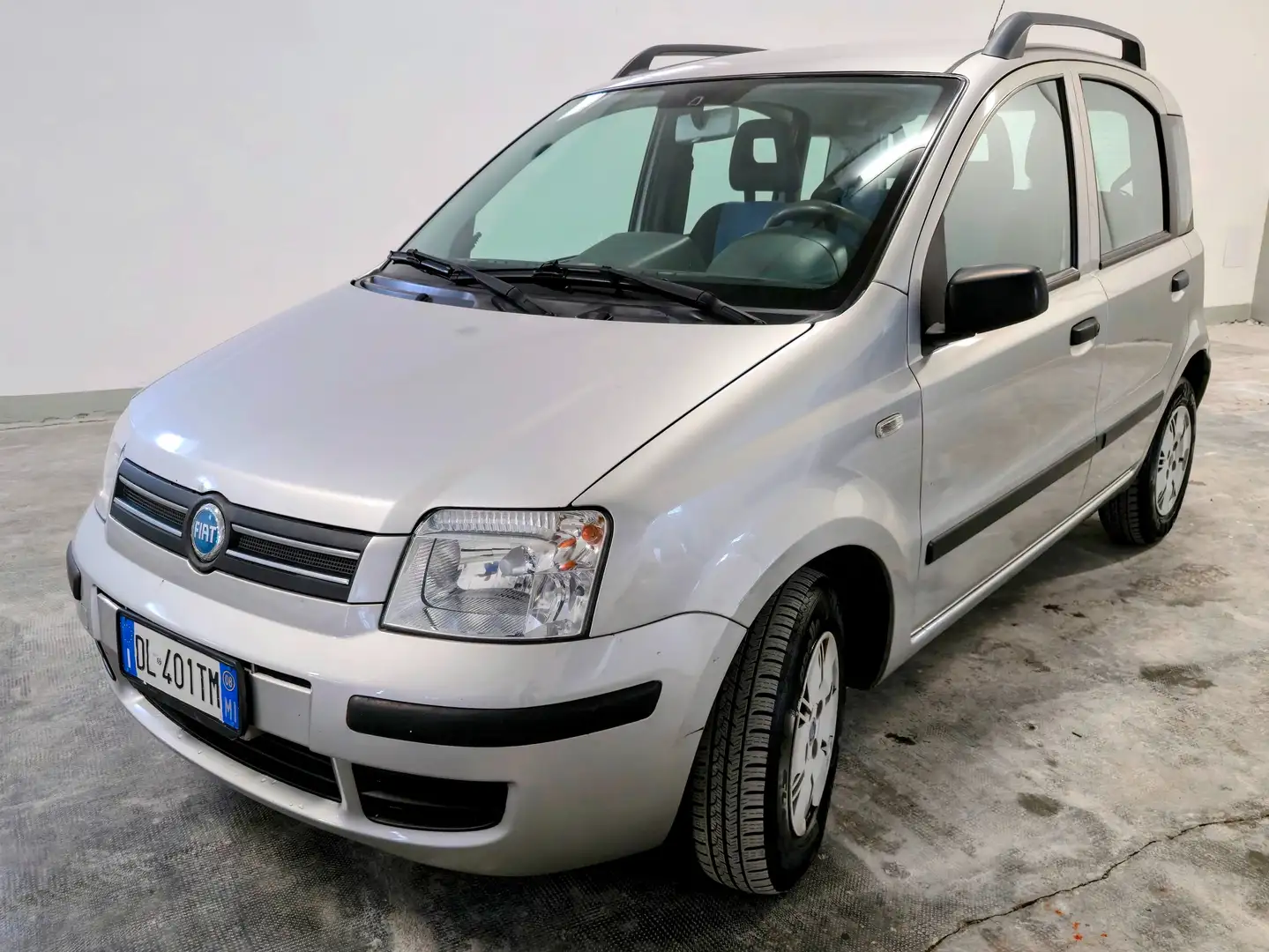 Fiat Panda 1.2 Alessi Plateado - 1