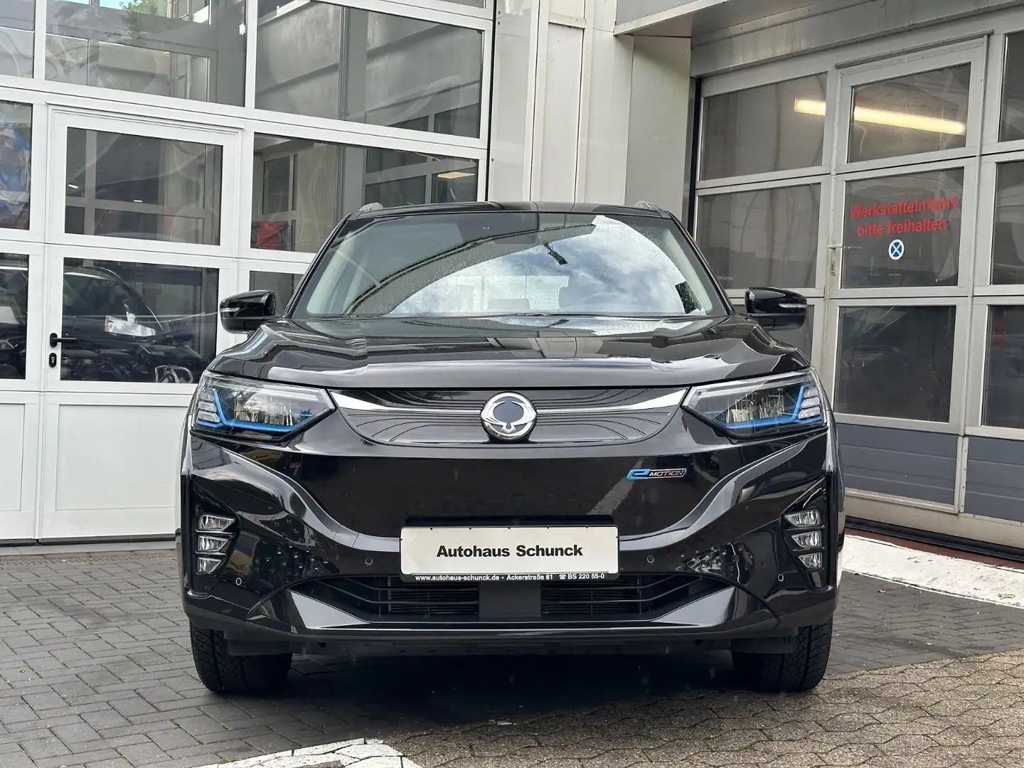 SsangYong Korando e-Motion LEDER/LED/CAM Schwarz - 2