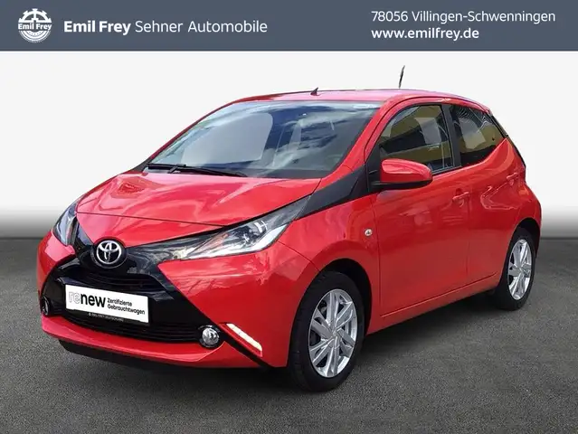 Toyota Aygo X x-play touch