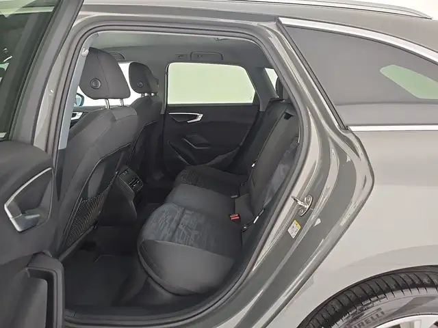 Audi A5 view 11