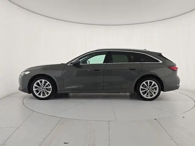 Audi A5 view 2