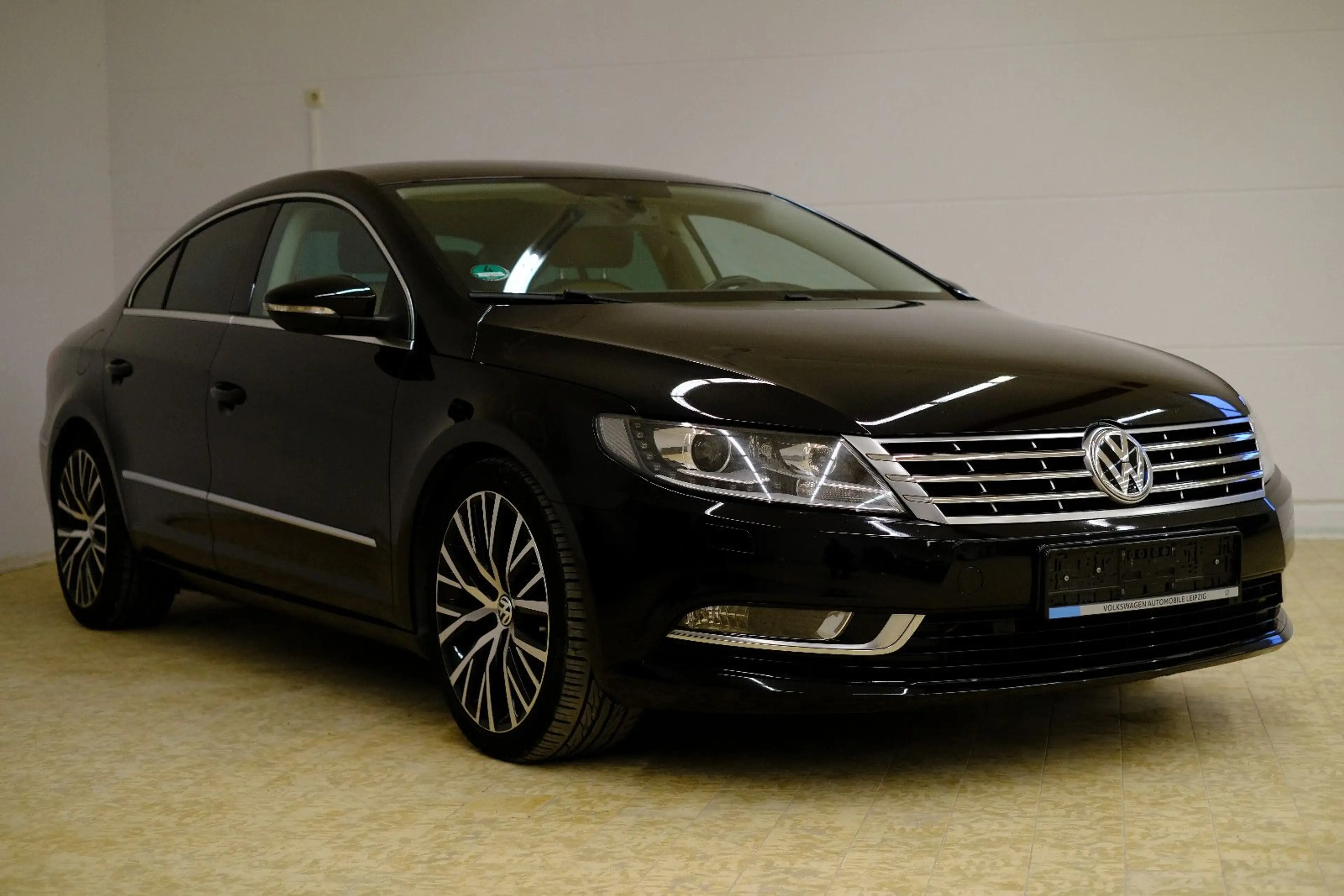 Volkswagen CC 2.0TSI DSG BiXenon Navi RFK Sport — photo 6