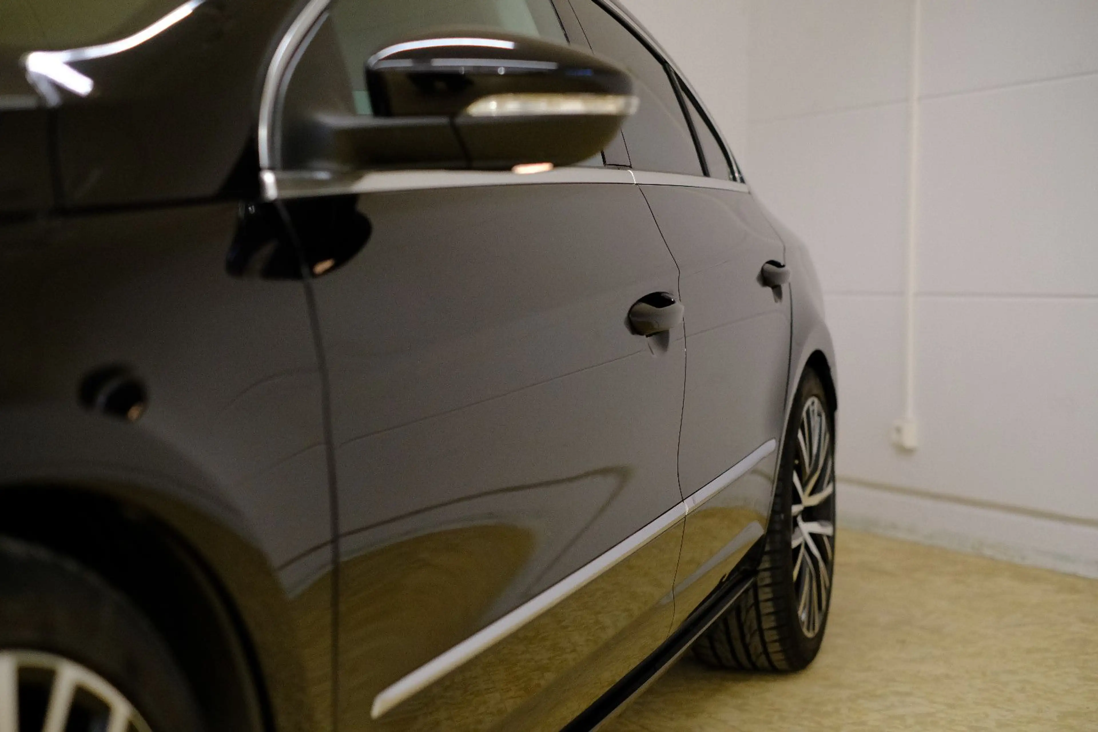 Volkswagen CC 2.0TSI DSG BiXenon Navi RFK Sport — photo 9