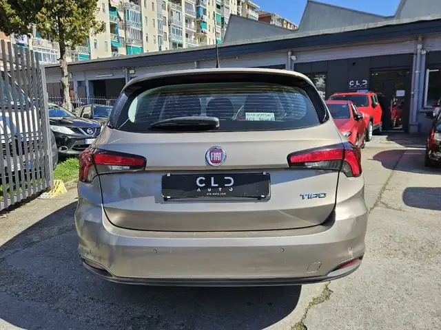 Fiat Tipo view 4