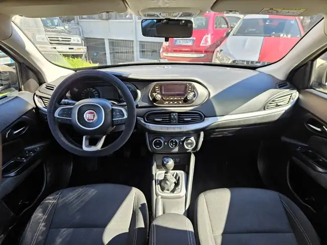 Fiat Tipo view 7