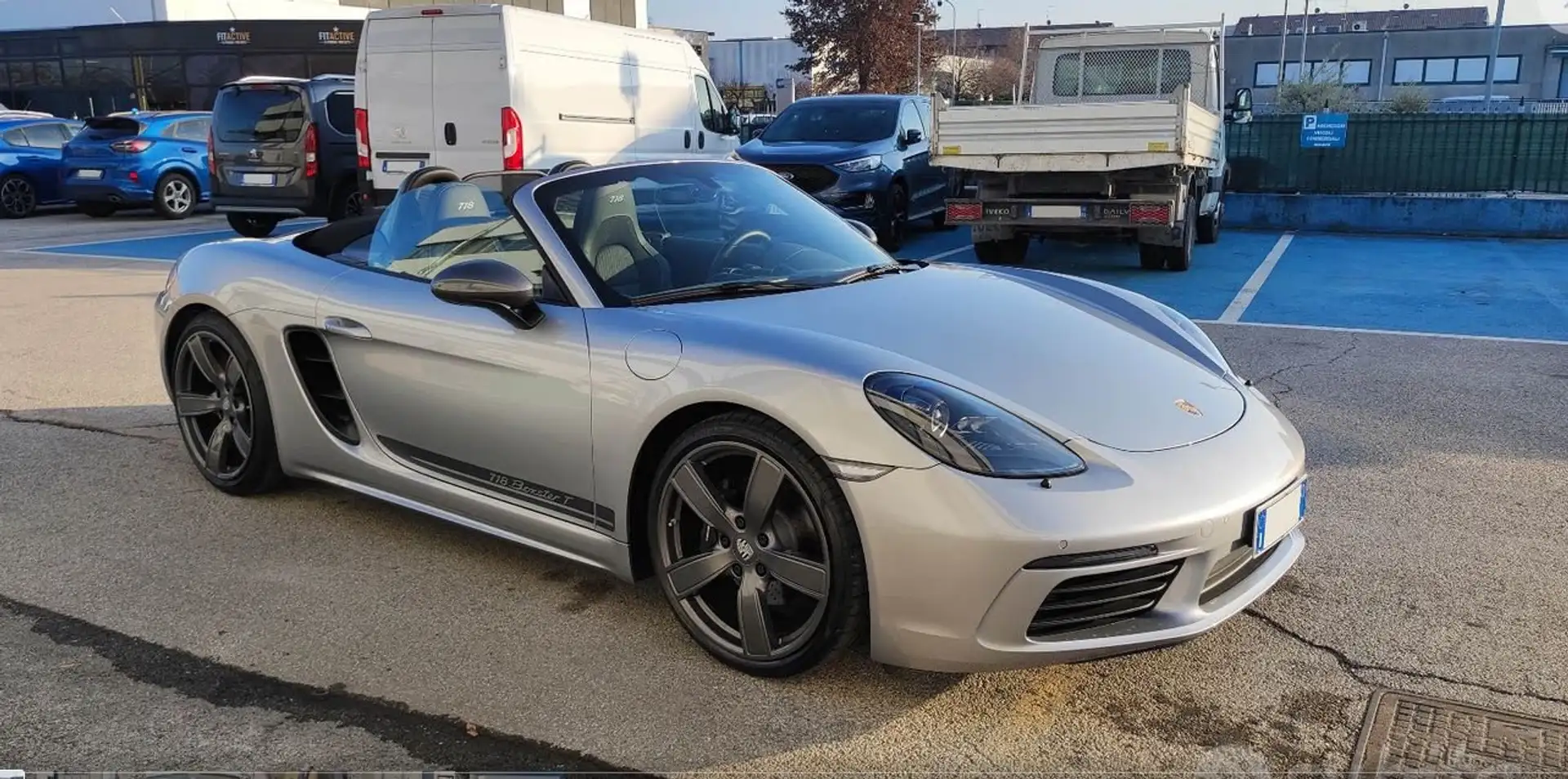 Porsche Boxster 718 Boxster IV 2016 718 2.0 T 300cv pdk Argento - 1