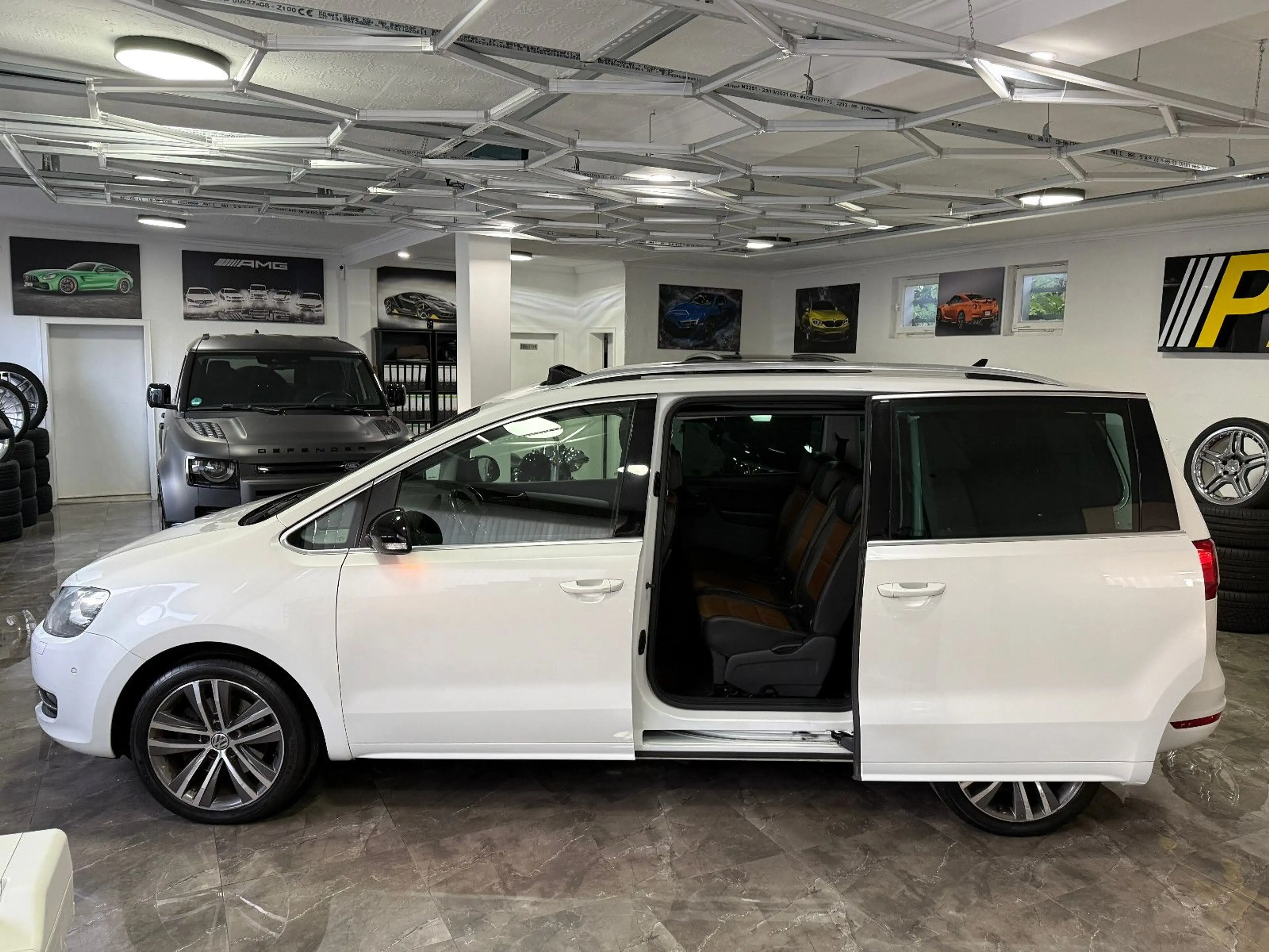 Volkswagen Sharan 2.0 TDI Highline 7-Sitzer DSG Pano Kamera — photo 3