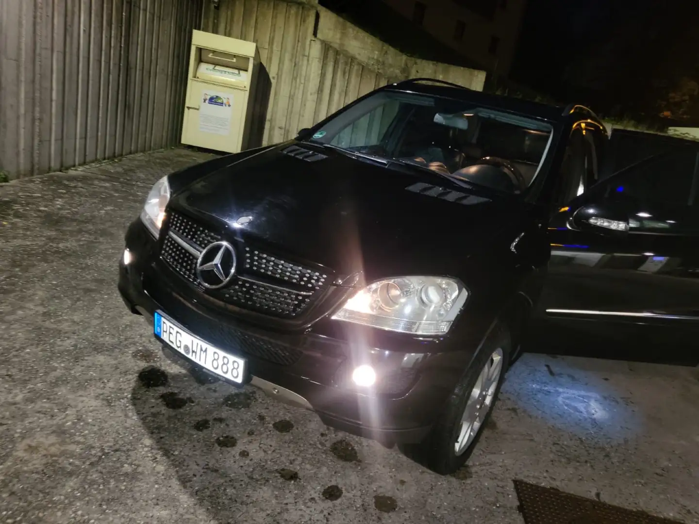 Mercedes-Benz ML 320 ML 320 CDI (164.122) Schwarz - 1
