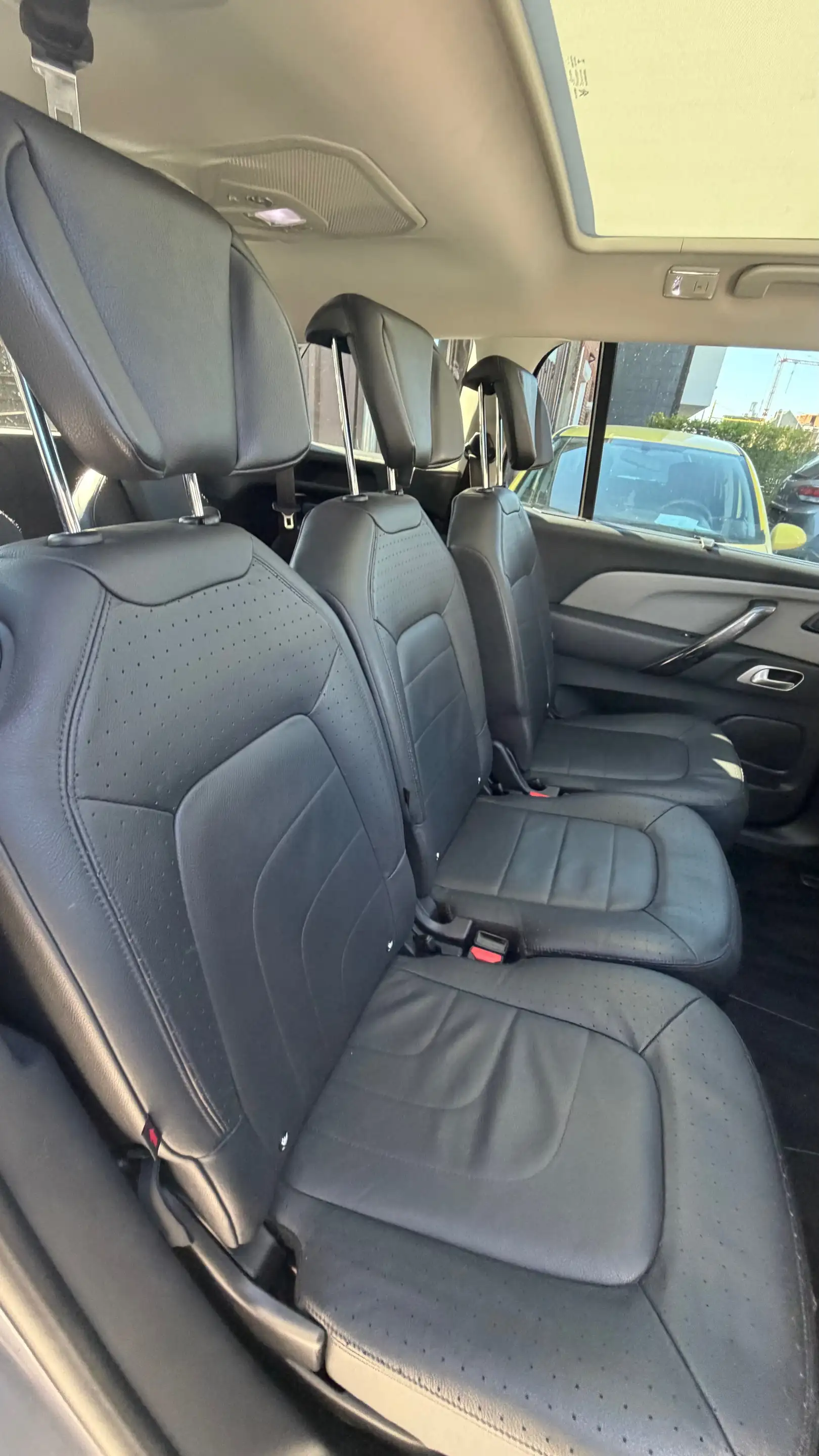 Citroen C4 Picasso C4 Picasso e-HDi 115 Exclusive — photo 5