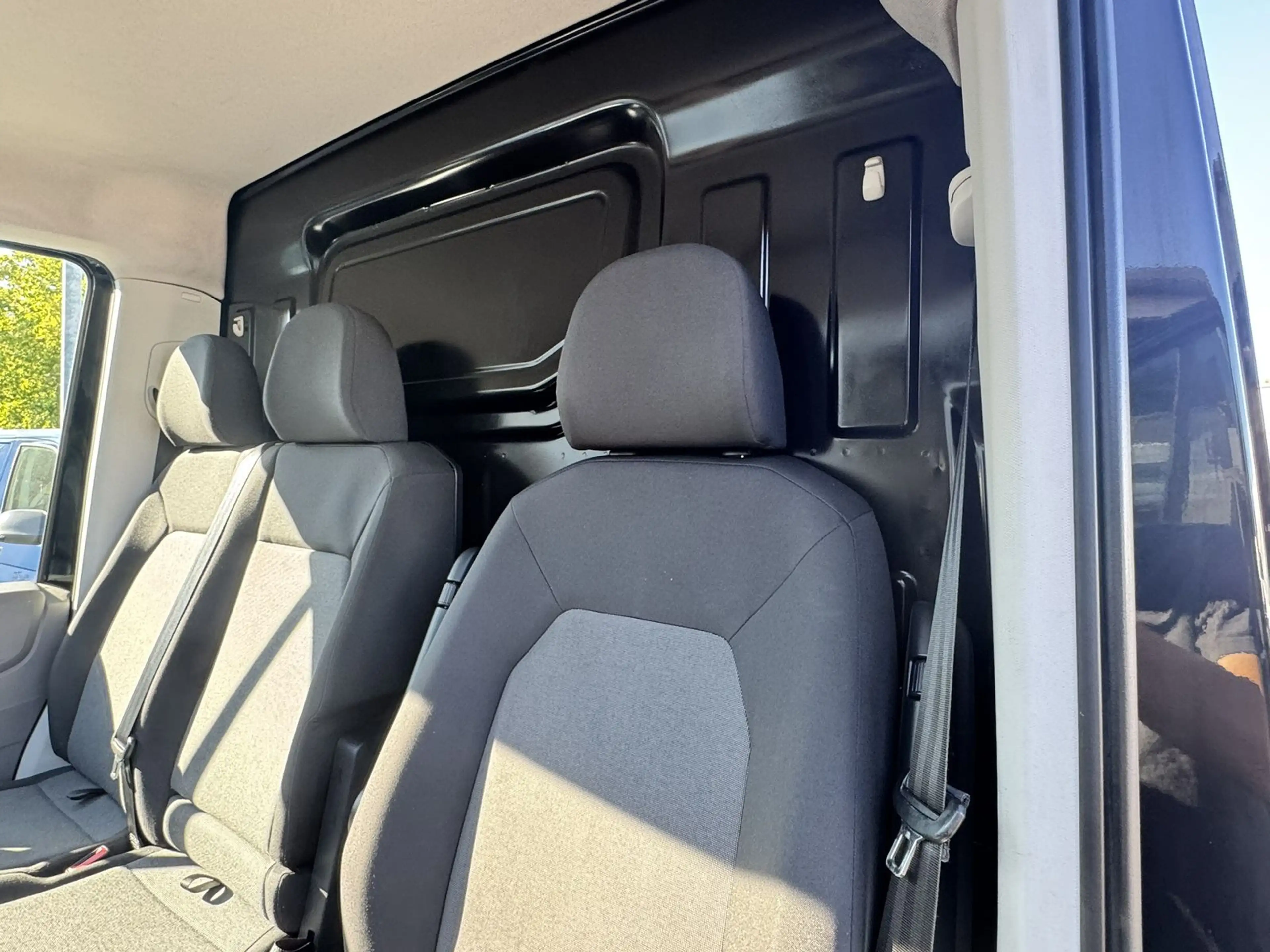 Volkswagen Crafter Kasten 35 MR L2H2 Tempomat*PDC*Rampe*LBW — photo 7