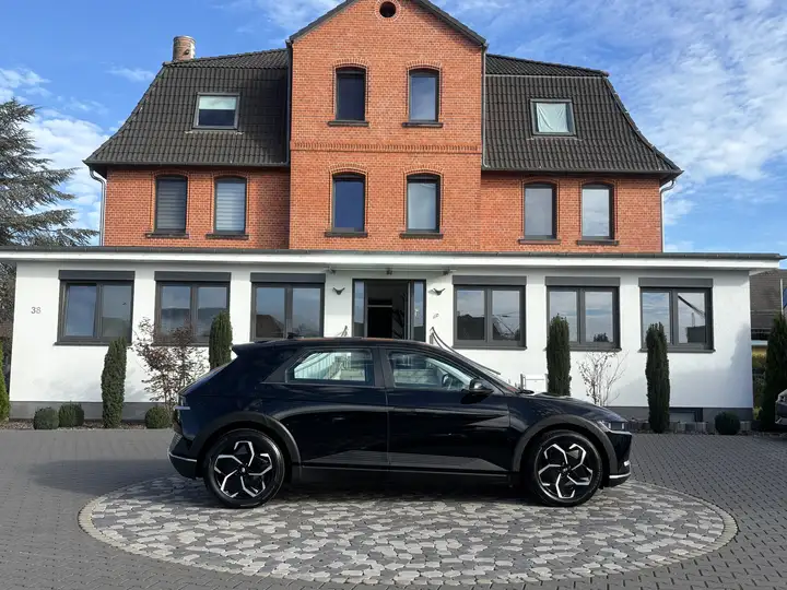 Hyundai IONIQ 5 LED ACC NAV CAM WÄMPU 72,6KWh SOH-96,3%