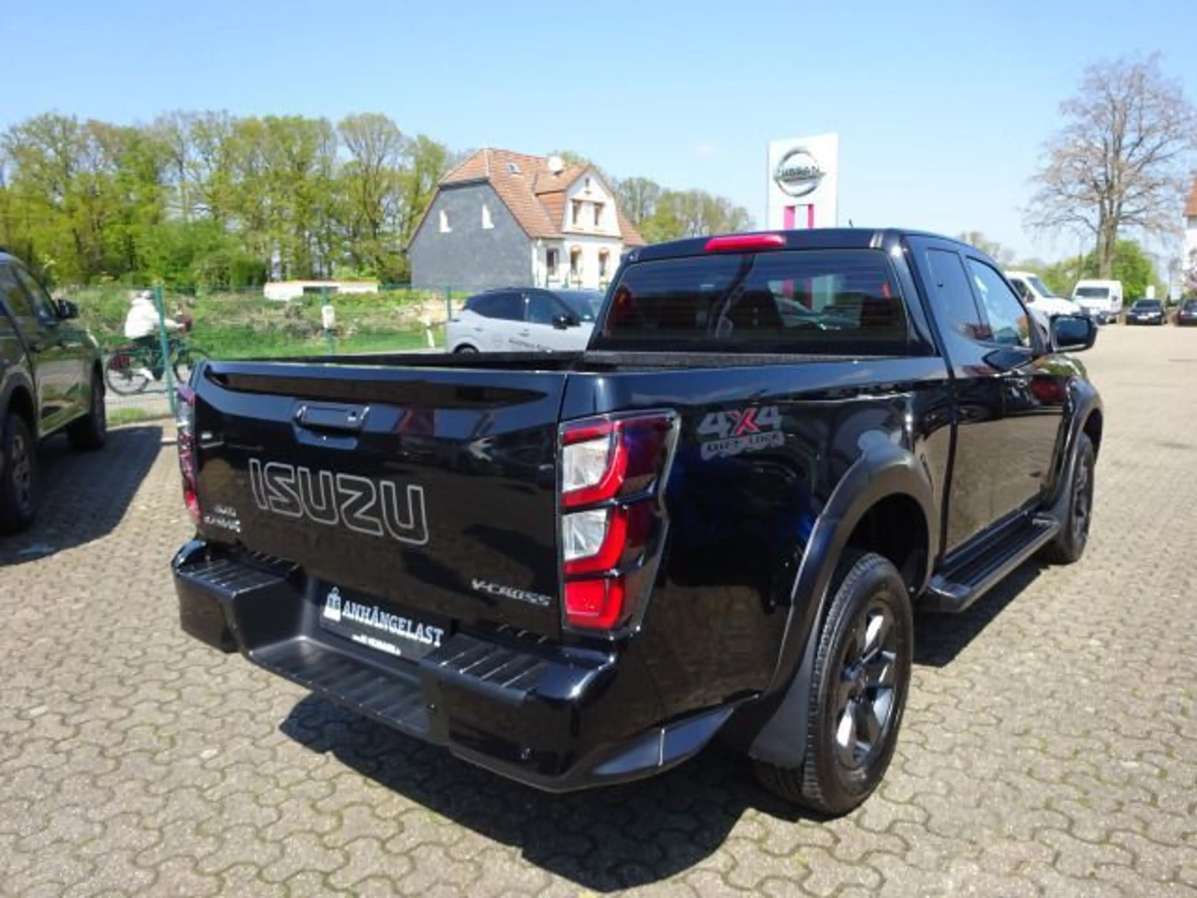Isuzu D-Max Space Cab 1.9 4WD V-CROSS Jägerpreis — photo 5