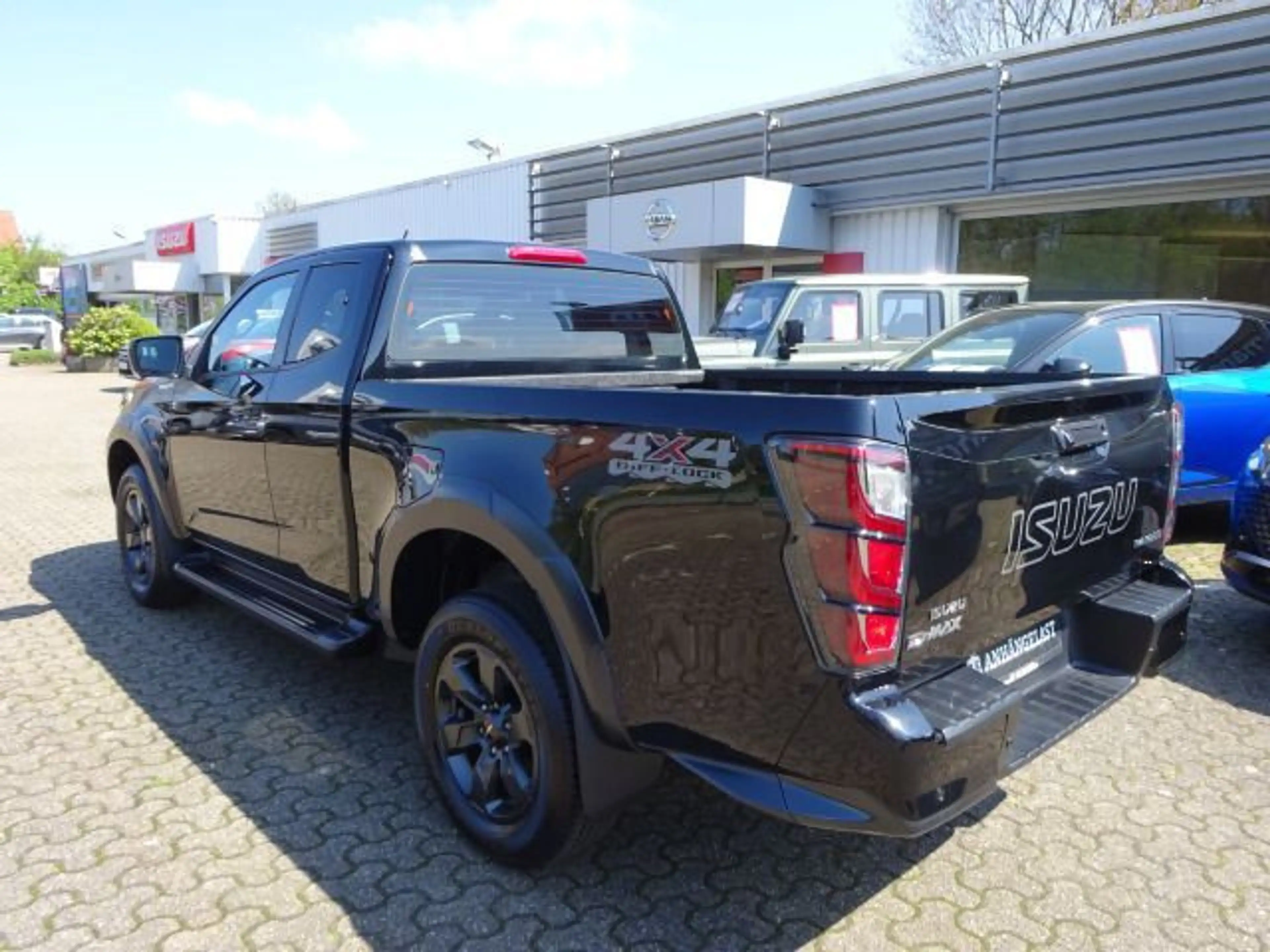 Isuzu D-Max Space Cab 1.9 4WD V-CROSS Jägerpreis — photo 7