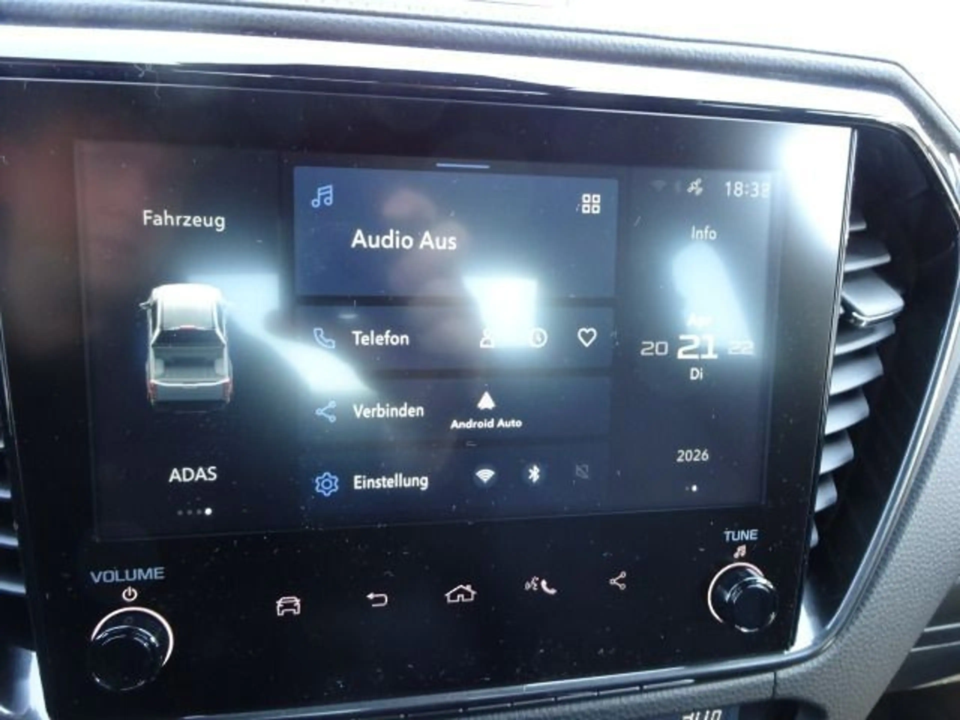 Isuzu D-Max Space Cab 1.9 4WD V-CROSS Jägerpreis — photo 13