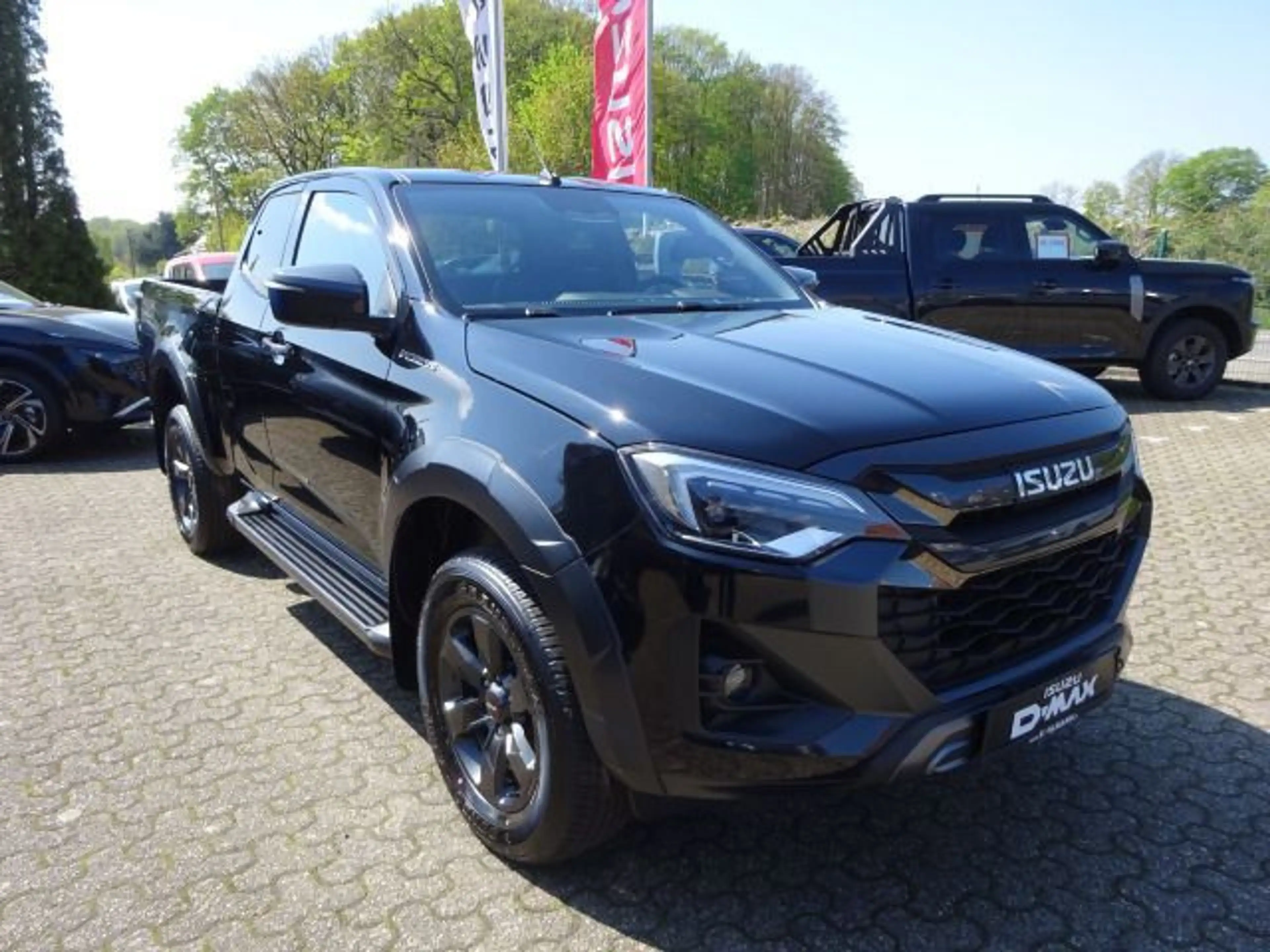 Isuzu D-Max Space Cab 1.9 4WD V-CROSS Jägerpreis — photo 3