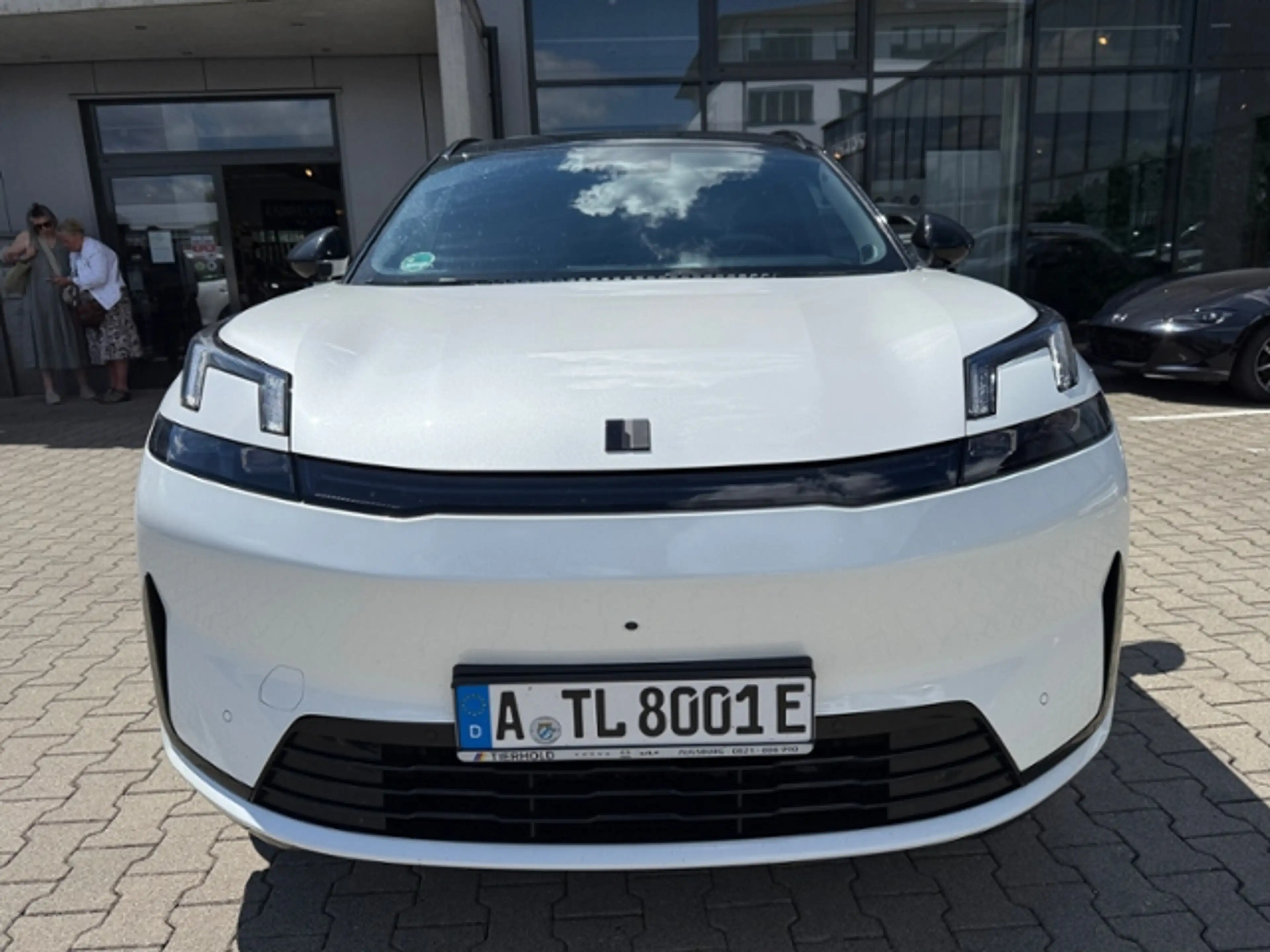 Lynk & Co 08 1.5 T PHEV 257 kW More — photo 7