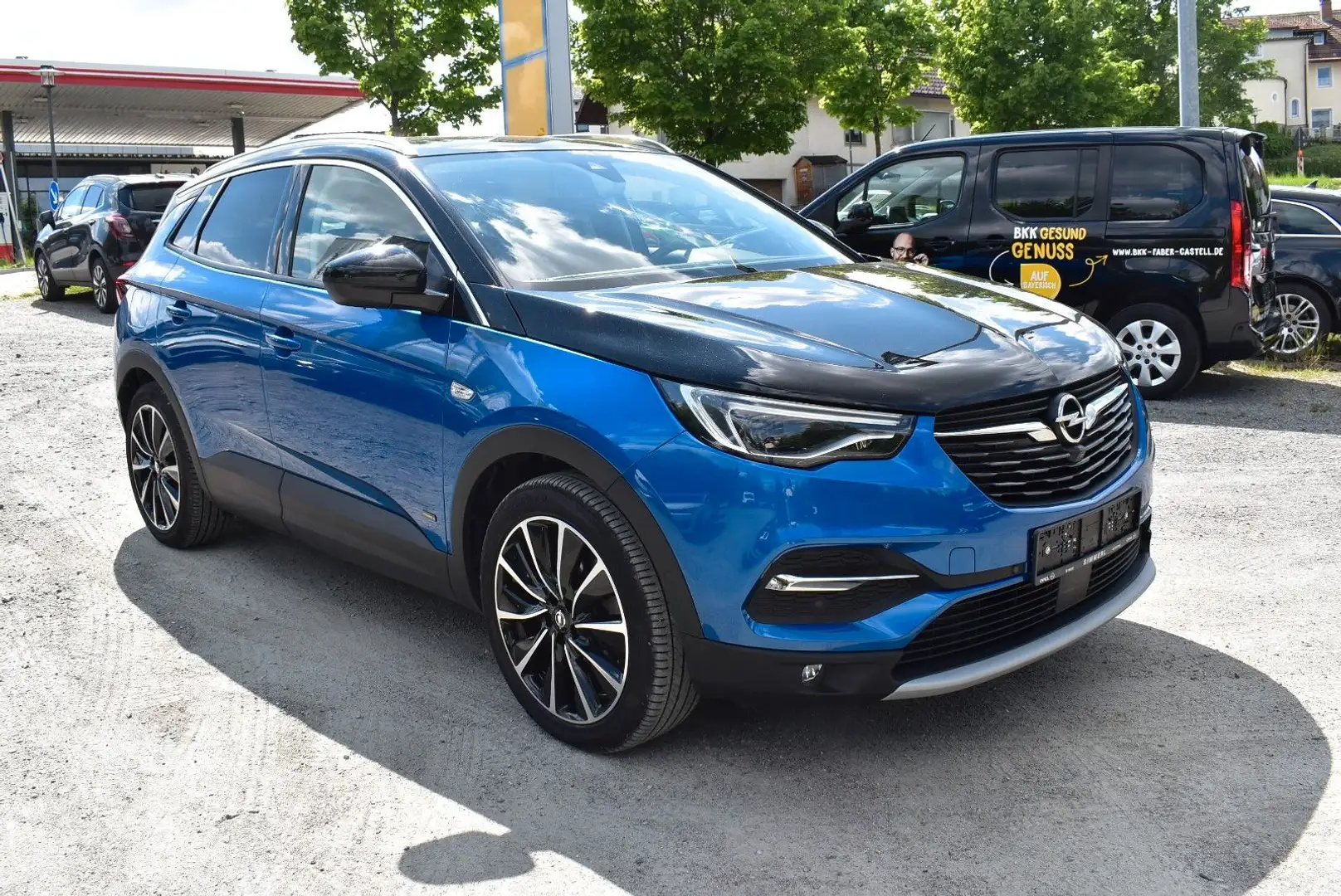 Opel Grandland X Grandland Ultimate Plug-in-Hybrid 4 "AHK/LEDER" - 1