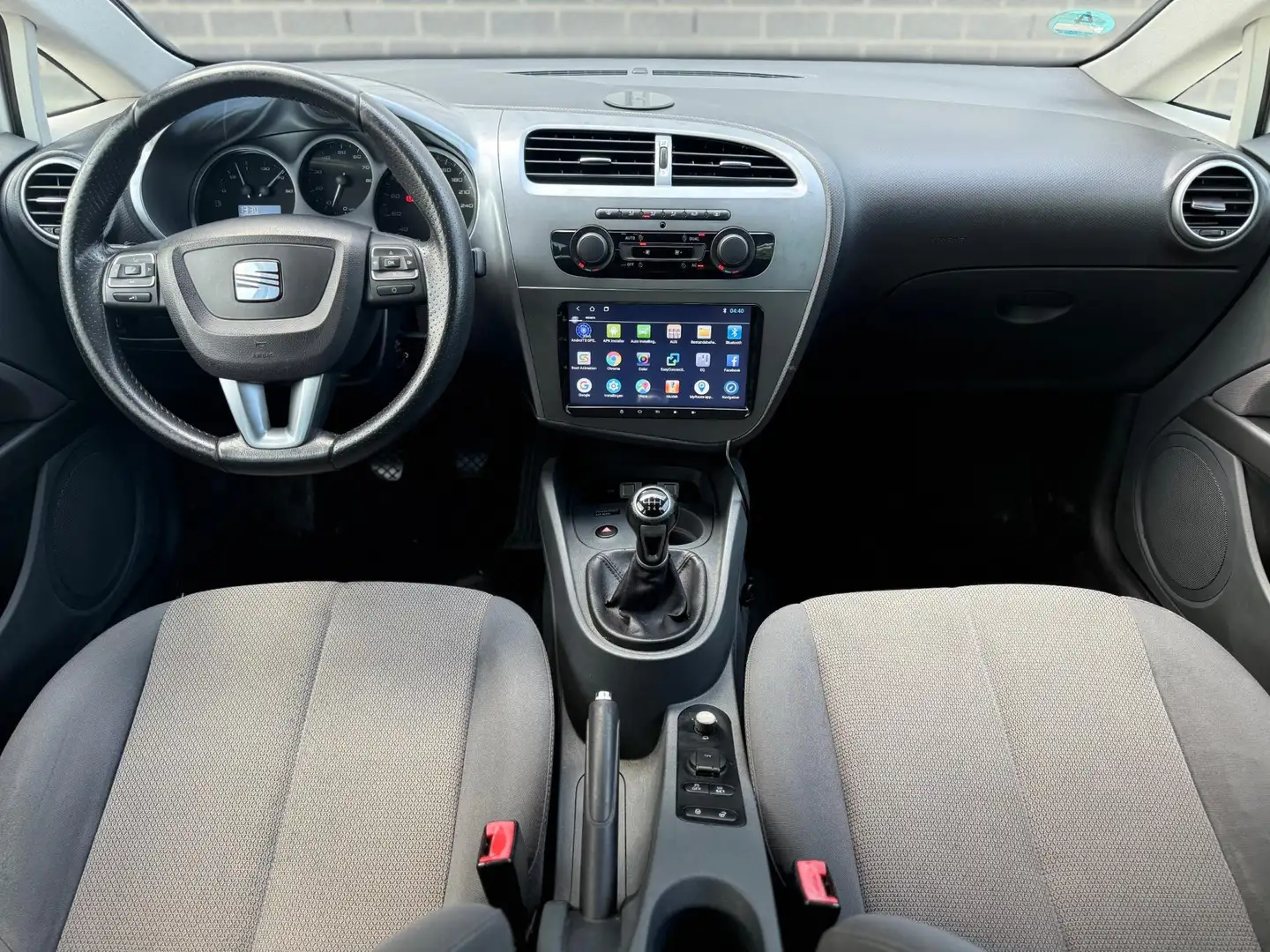 SEAT Leon 1.4 TSI Sport |Navi|Airco|CruiseCtrlTrekhaak| Wit - 2