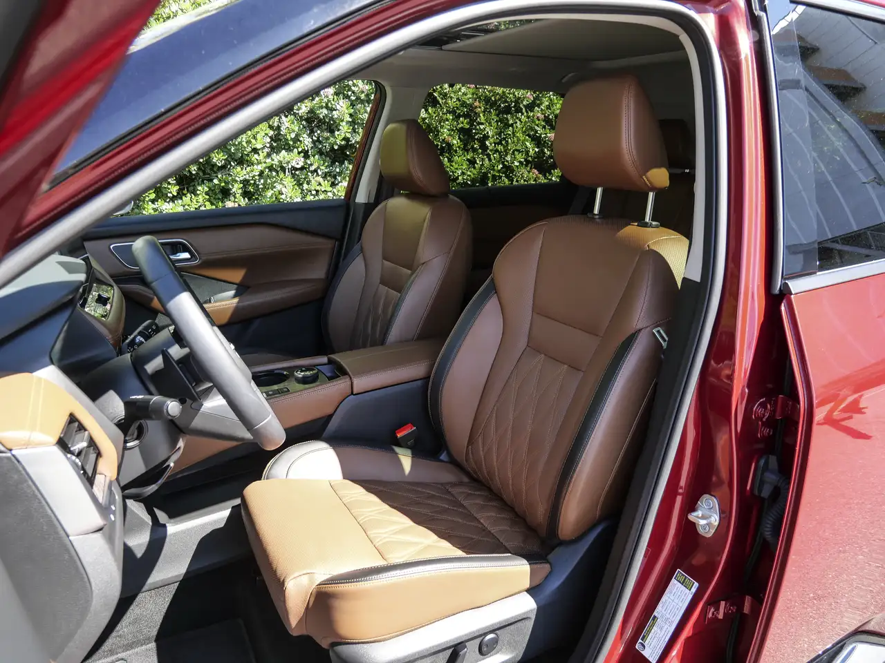 Nissan Rogue fotografie Nissan Rogue