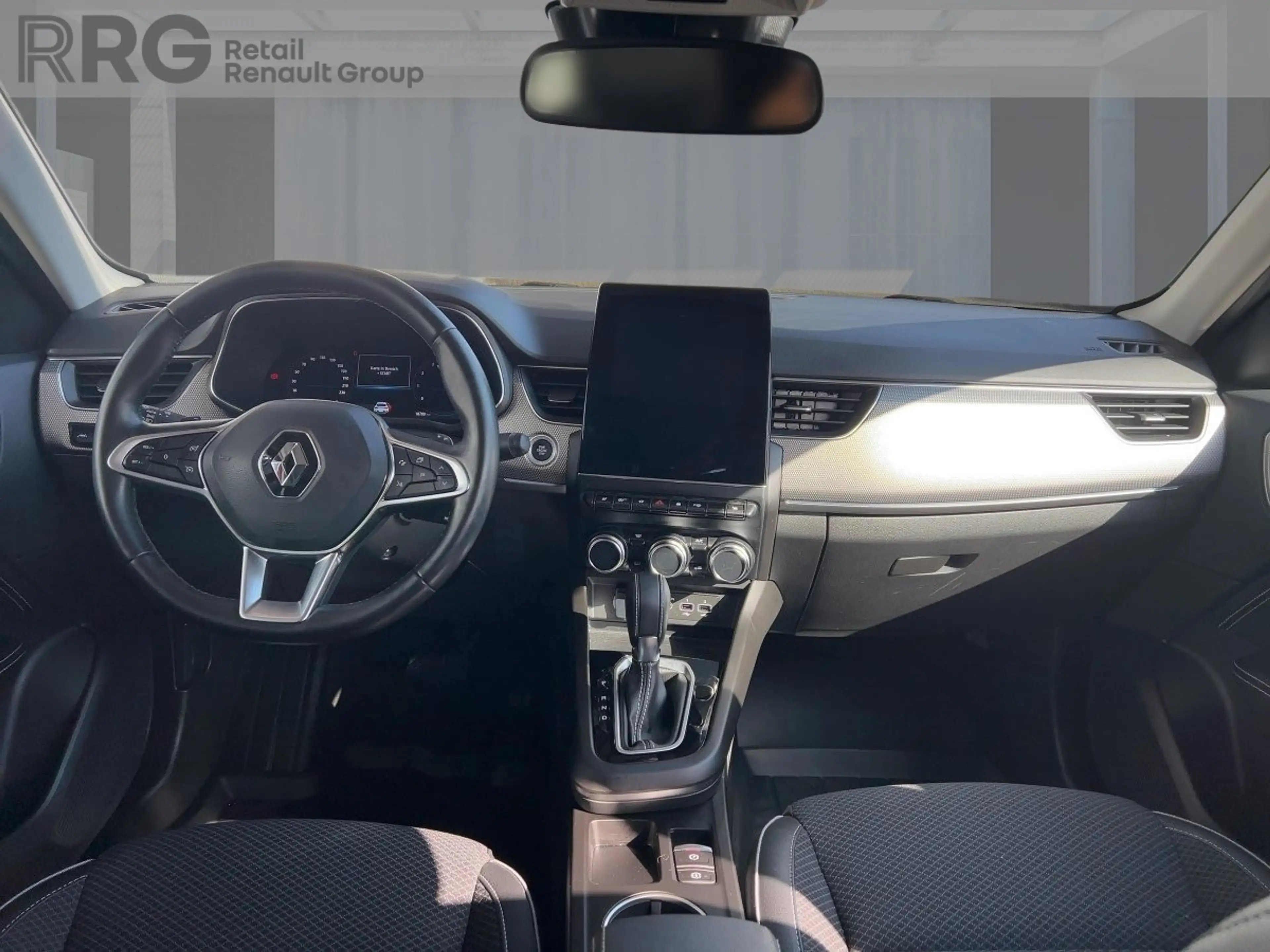 Renault Arkana TECHNO TCe 140 EDC Apple CarPlay PDC KLIMA — photo 10