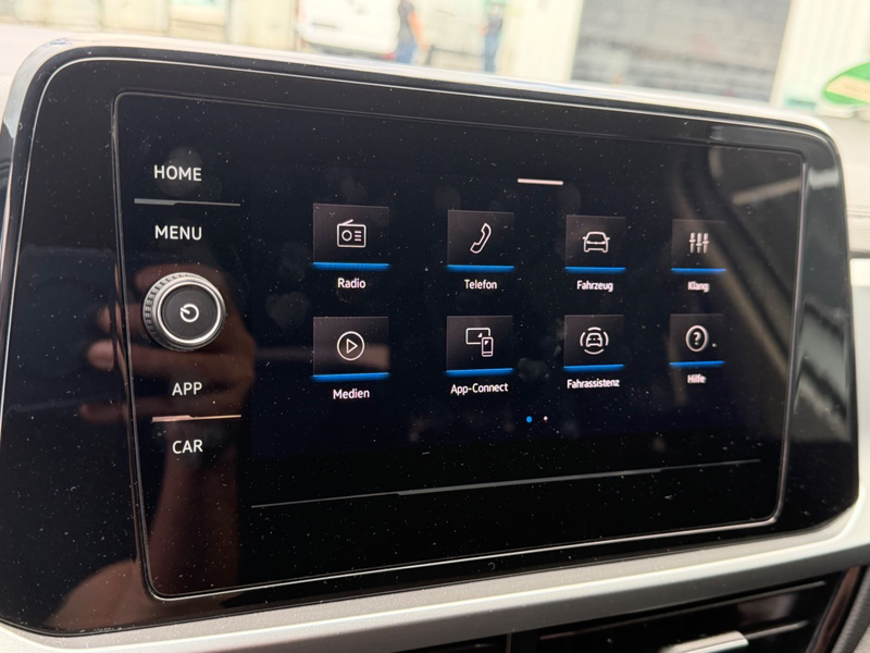 Volkswagen T-Roc Life DSG, Sitzheizung,Parkassist. — photo 12