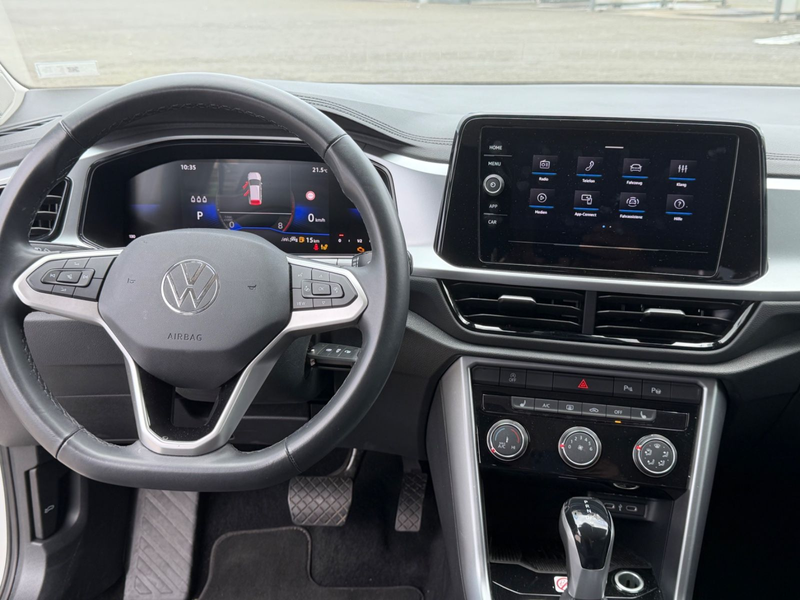 Volkswagen T-Roc Life DSG, Sitzheizung,Parkassist. — photo 10