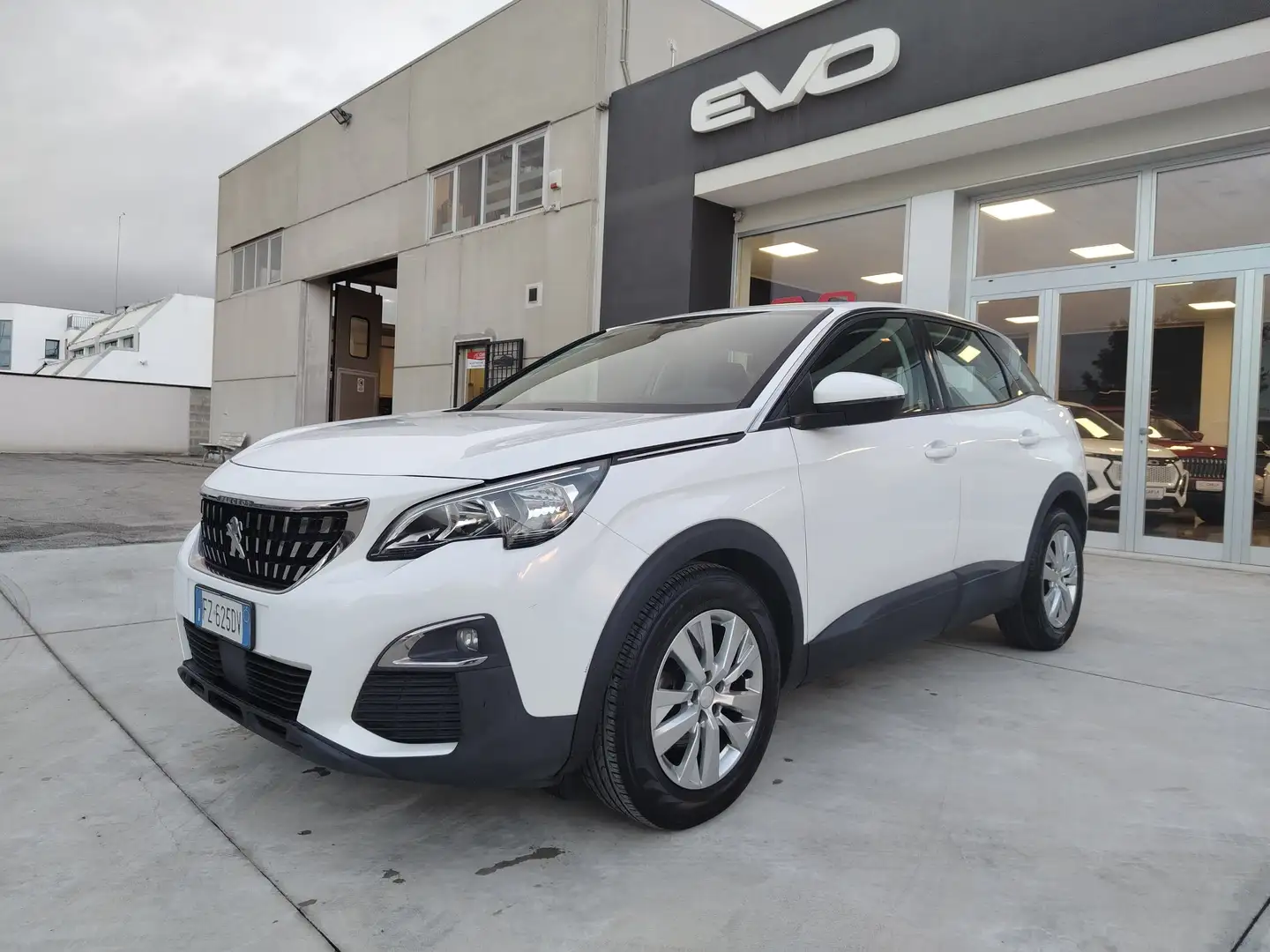 Peugeot 3008 3008 II 2016 1.5 bluehdi Business s - 2