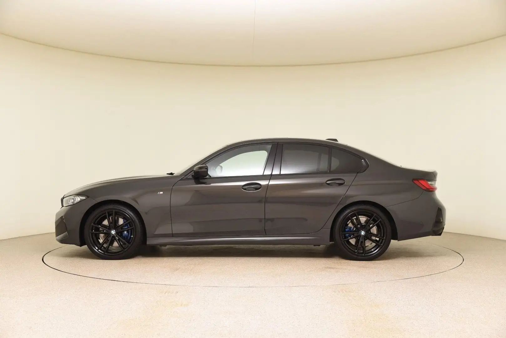 BMW 320 d xDrive M Sport DrivAss Stahzg ACC*UVP75.680 Grau - 2