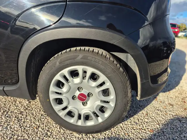 Fiat Panda view 3