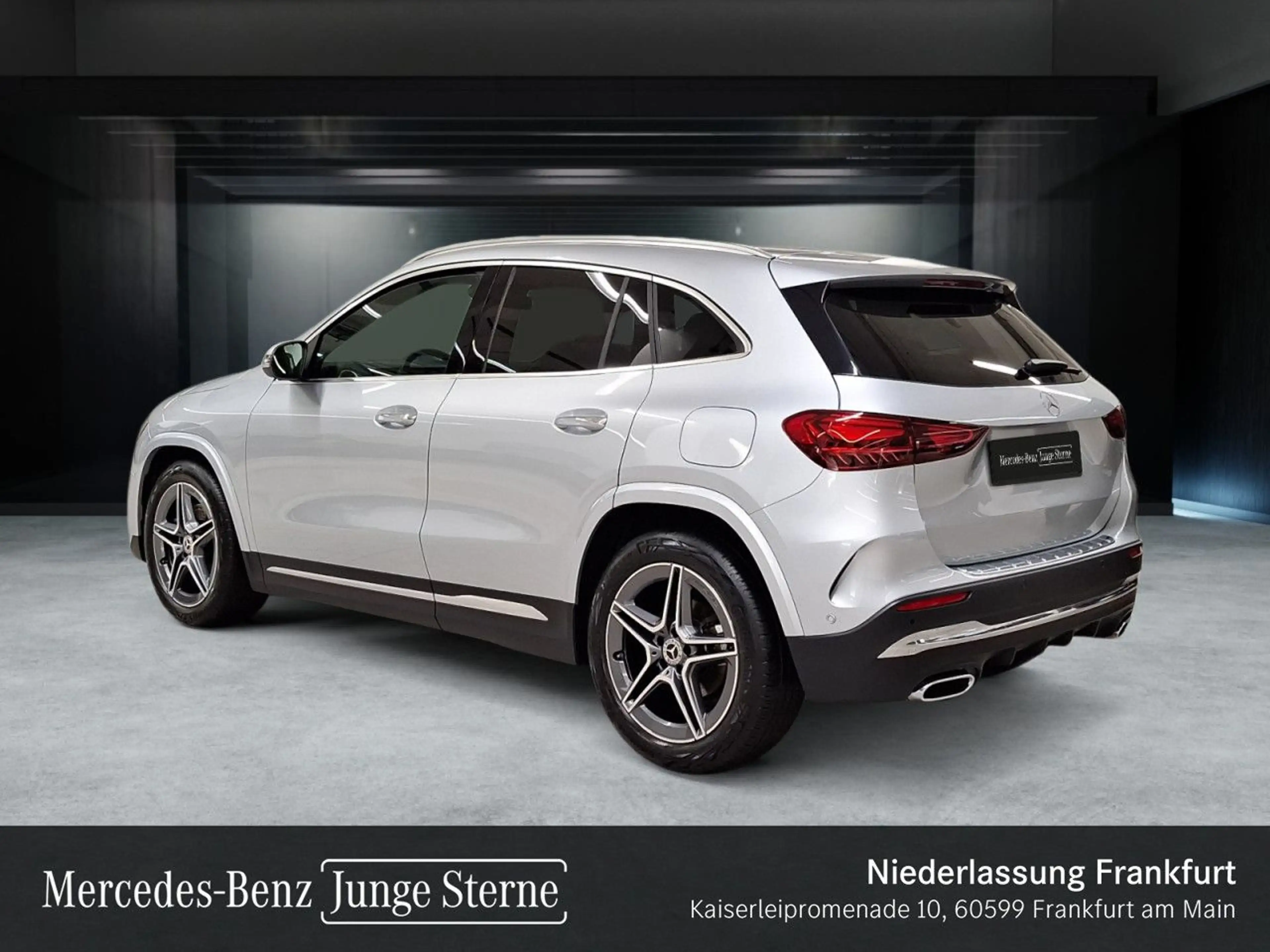 Mercedes-Benz GLA 200 AMG+LED+KAMERA+KEYLESS+7G — photo 8