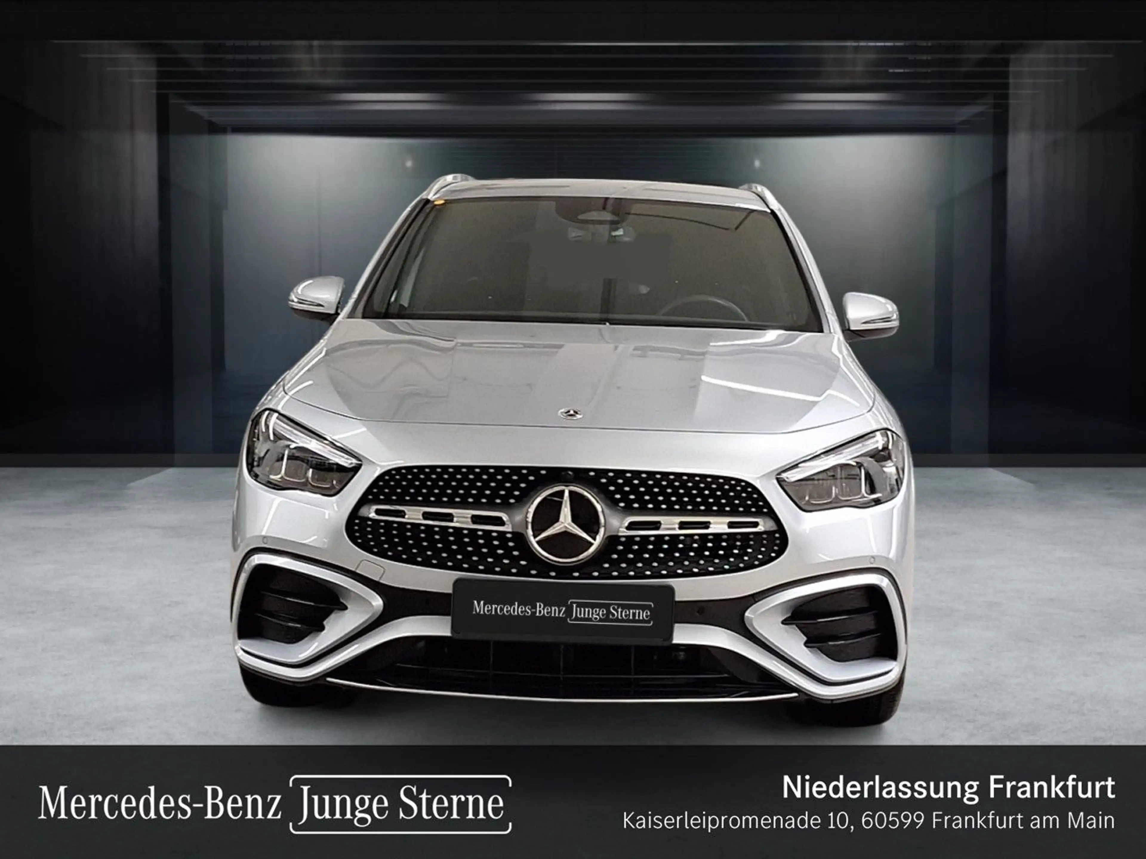 Mercedes-Benz GLA 200 AMG+LED+KAMERA+KEYLESS+7G — photo 10