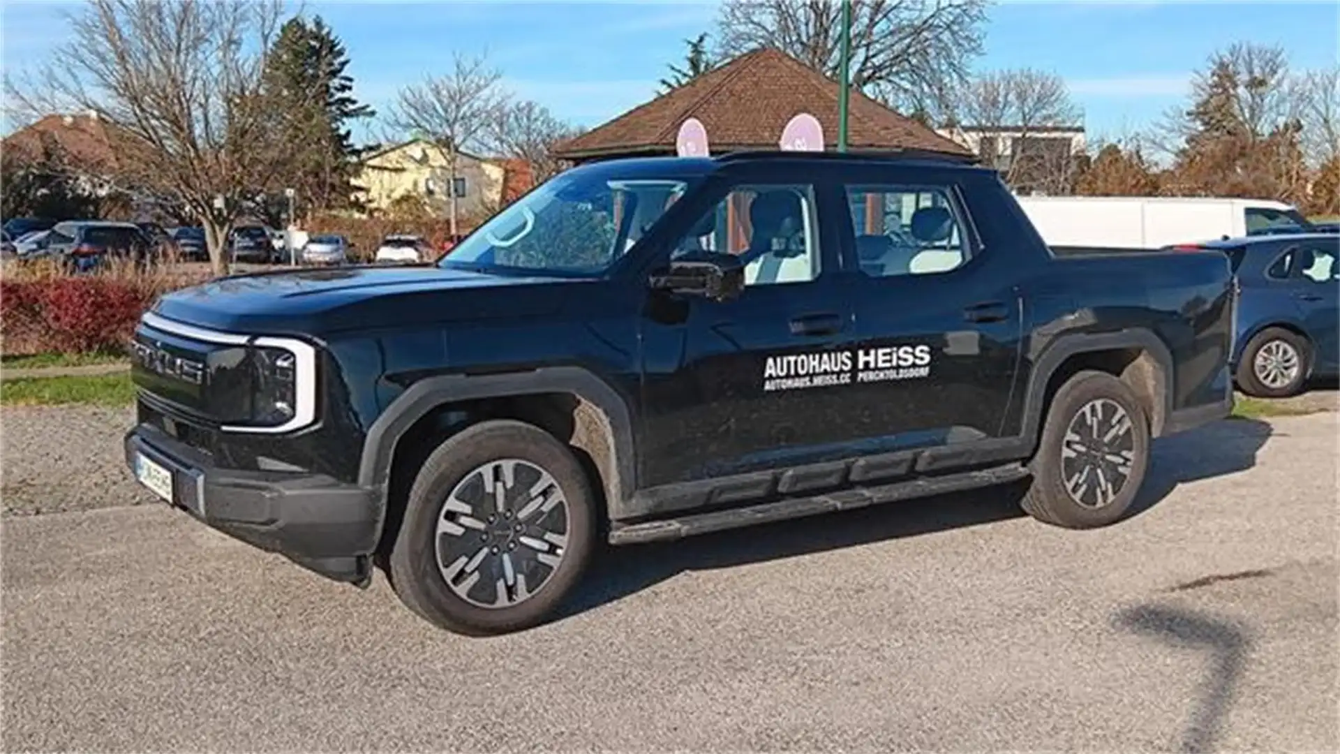 Maxus eTERRON 9 eTerron 9 3 102kWh 4WD Flagship Schwarz - 1