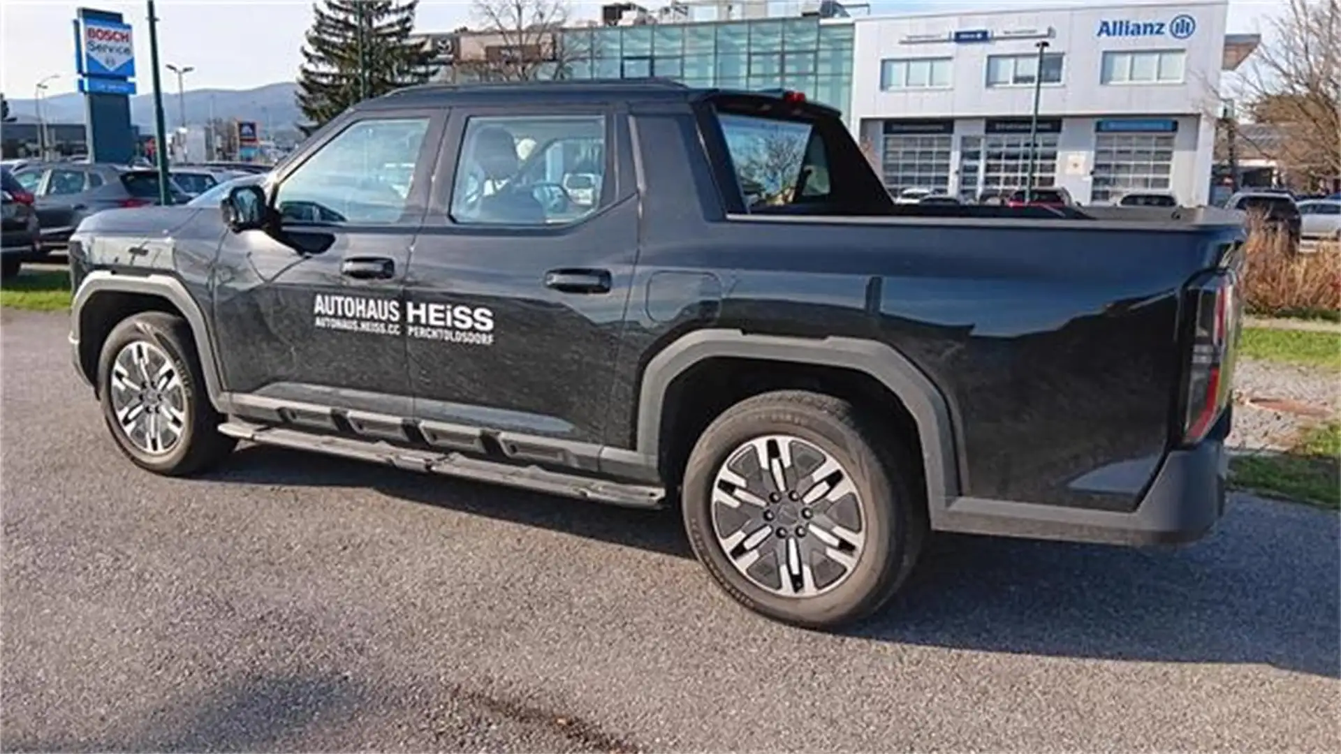 Maxus eTERRON 9 eTerron 9 3 102kWh 4WD Flagship Schwarz - 2