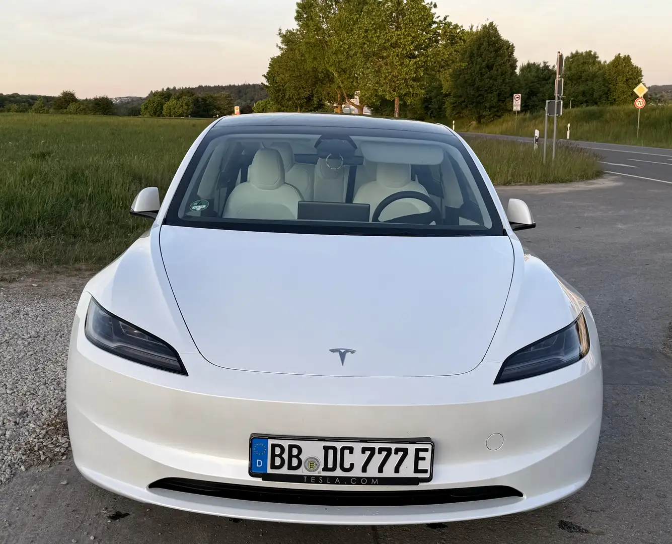 Tesla Model 3 RWD – Top Zustand, EZ 11/2023, - 1