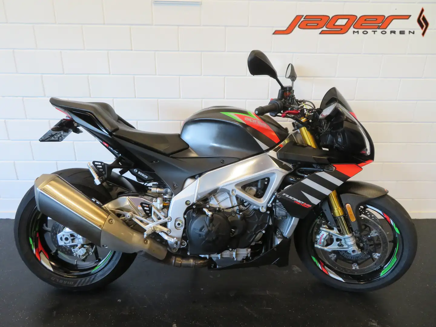 Aprilia Tuono V4 1100 FACTORY NIEUWSTAAT! Orange - 1