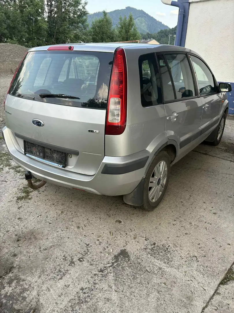 Ford Fusion 1.6 TDCI Elegance - 2