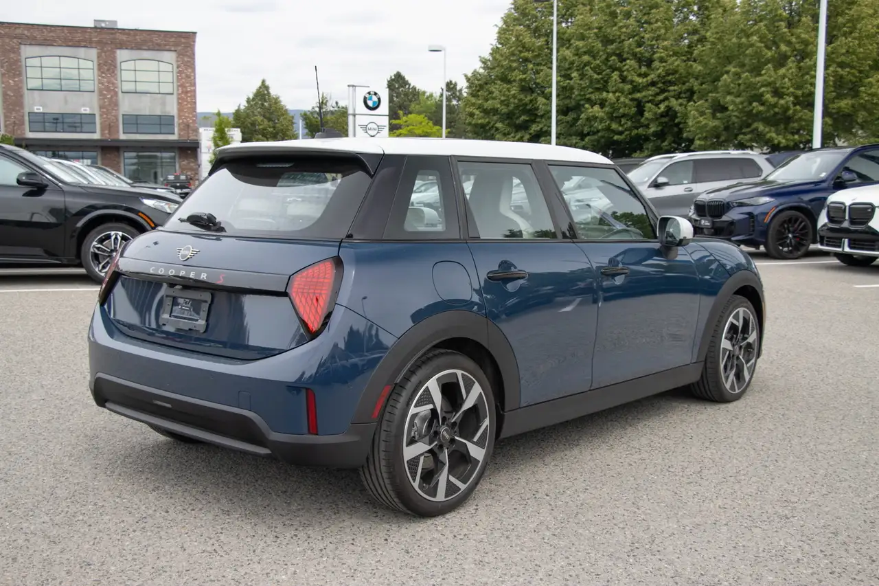 MINI 5 Door снимка MINI 5 Door
