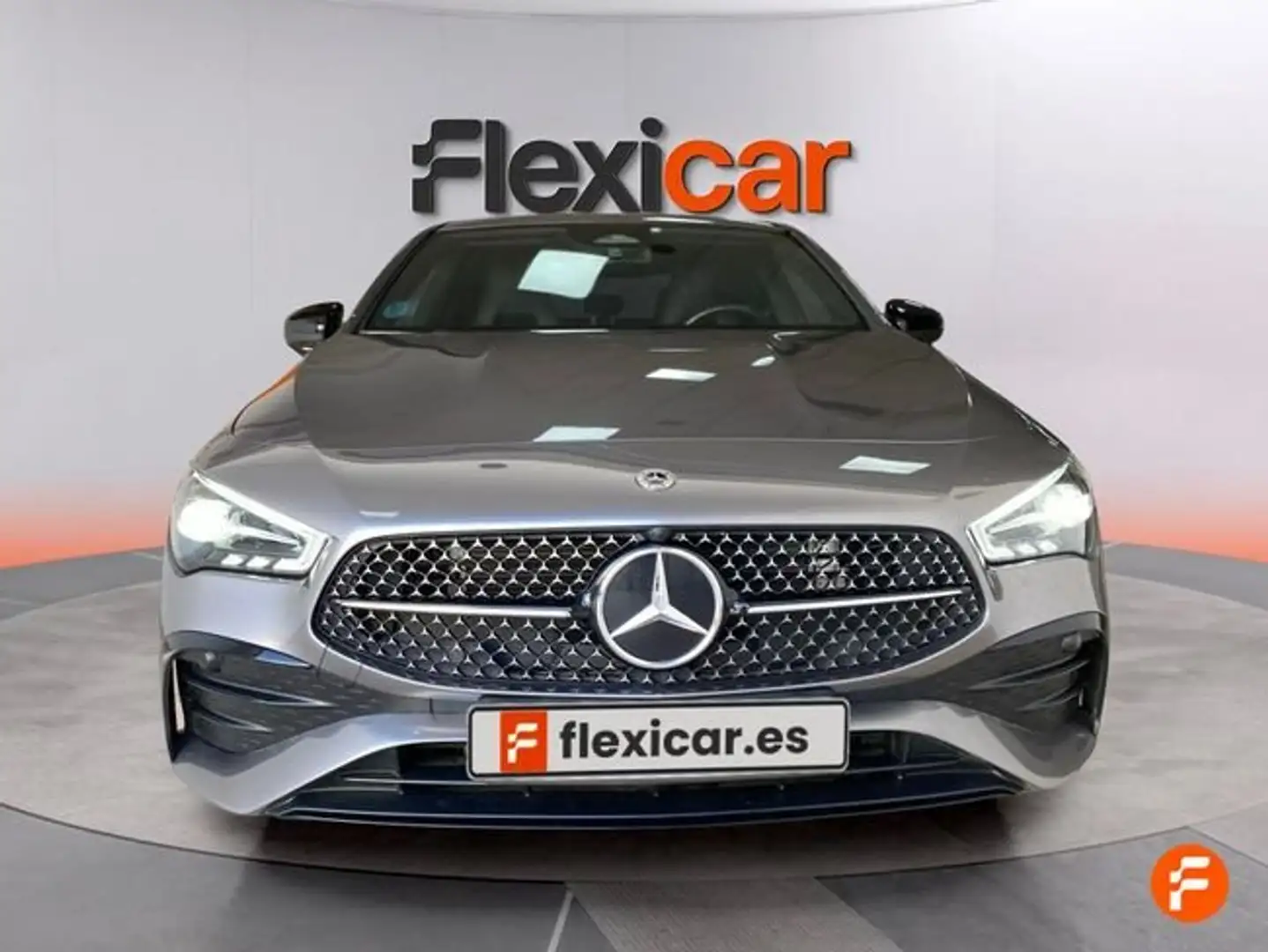 Mercedes-Benz CLA 200 200d Gris - 2