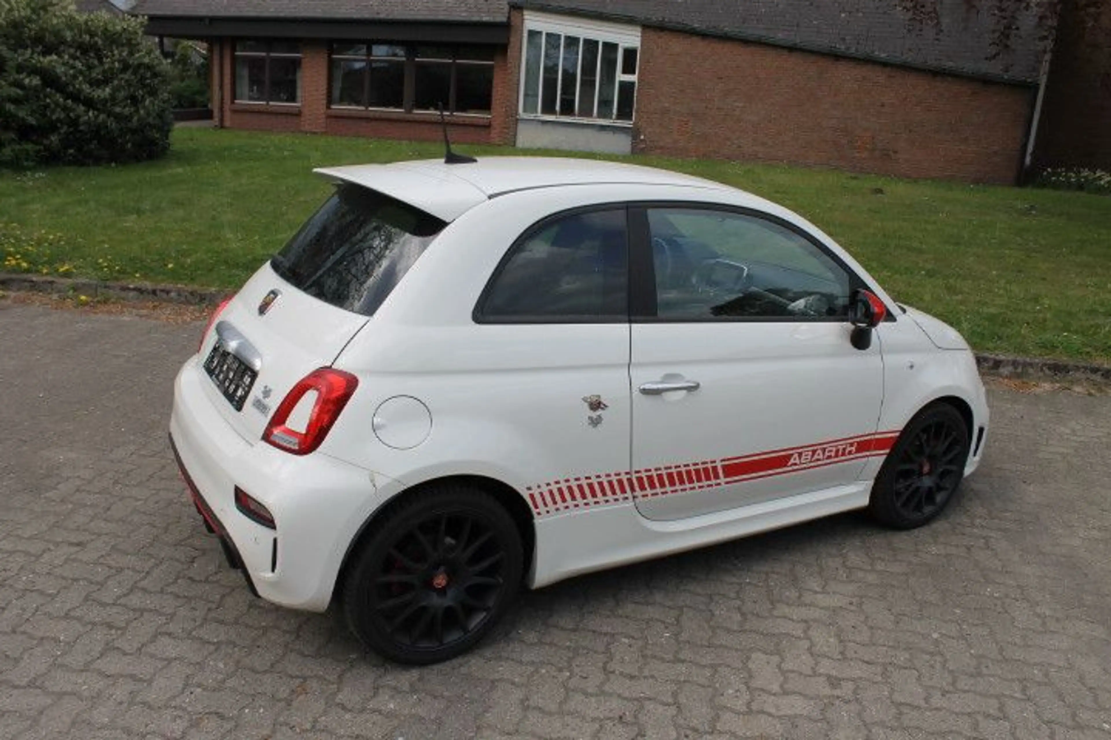 Abarth 500 595 Pista — photo 5