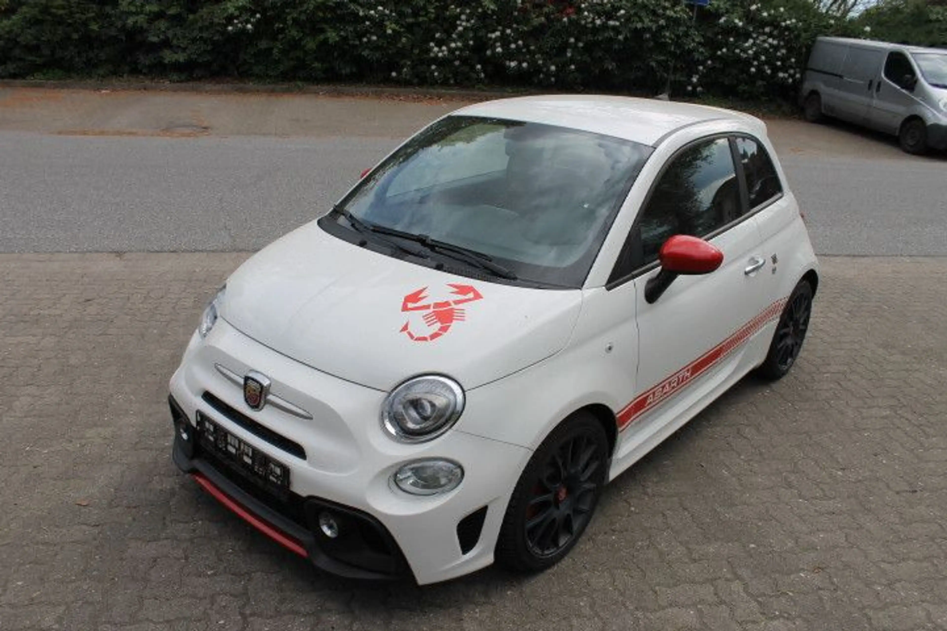 Abarth 500 595 Pista — photo 3