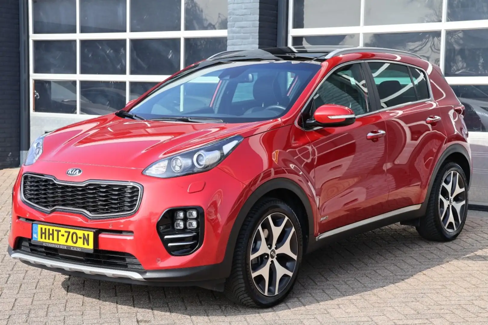 Kia Sportage 1.6 T-GDI GT-line AWD, navi, leder, panorama, 4087 Rood - 1