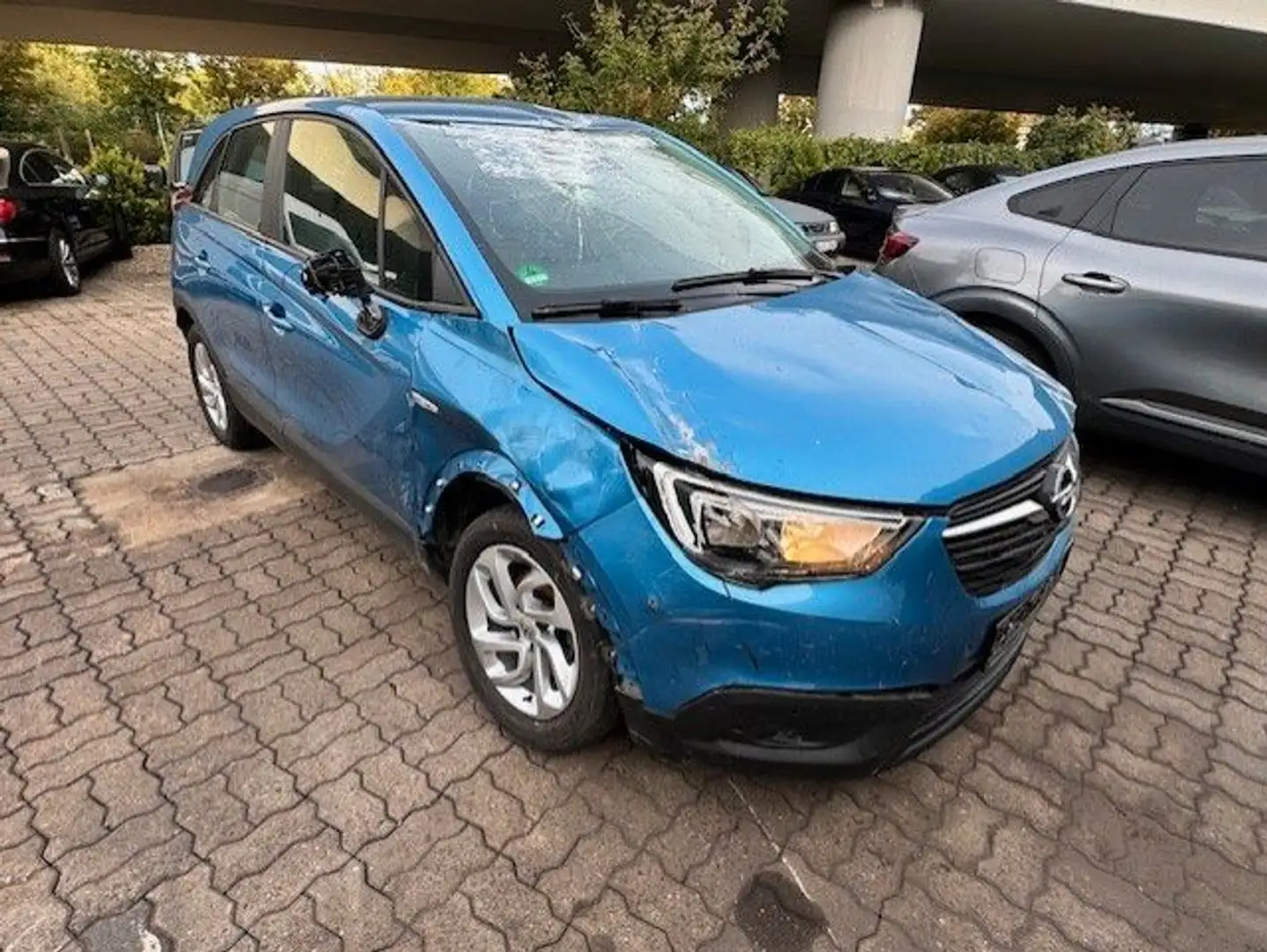 Opel Crossland X 1,2 Turbo Edition/Navi/ Azul - 1
